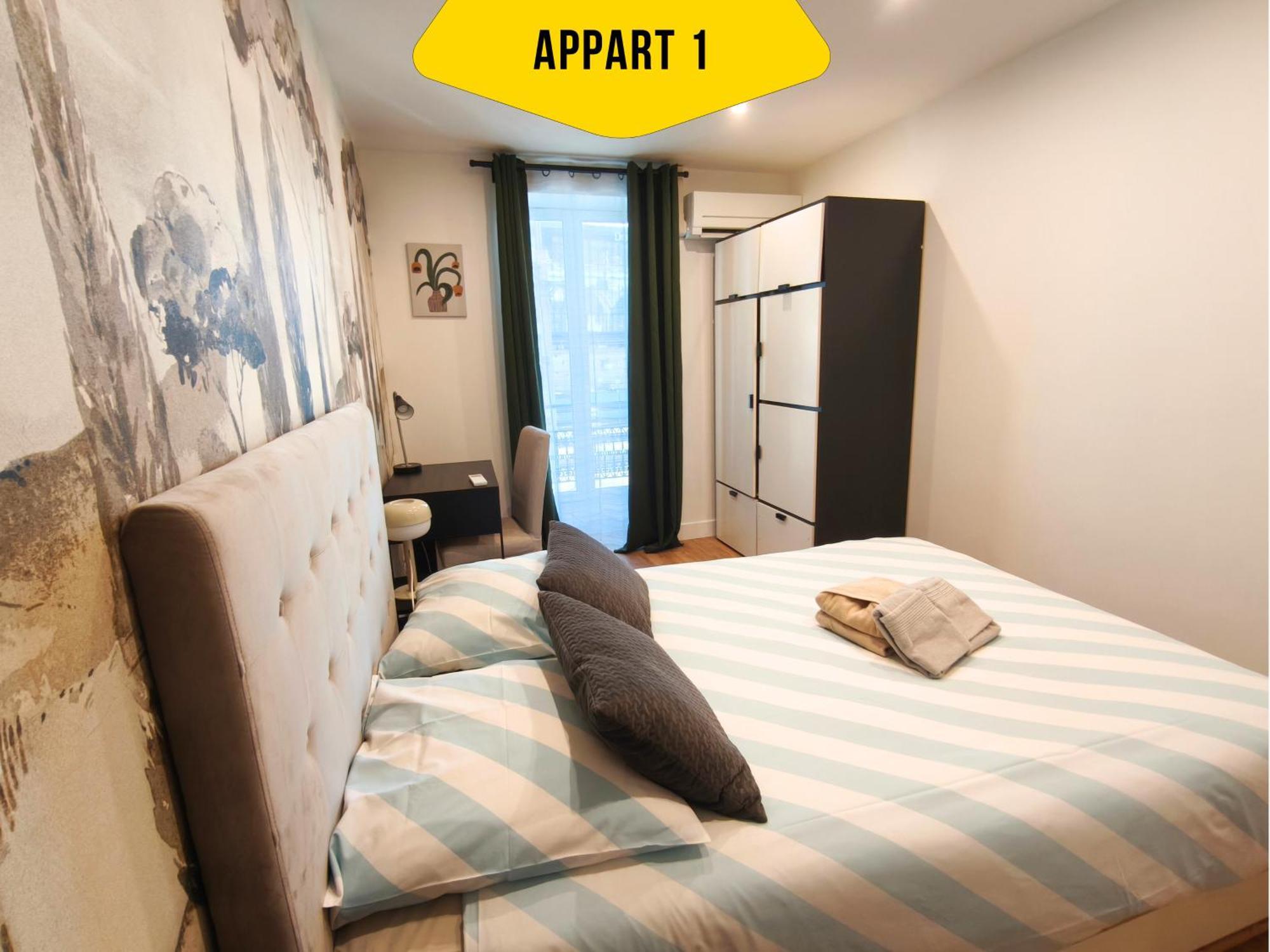 Casa Reine Jeanne- Ideal Groups & Family -central Near Train Station - Parking - New&confort-ac Apartment *