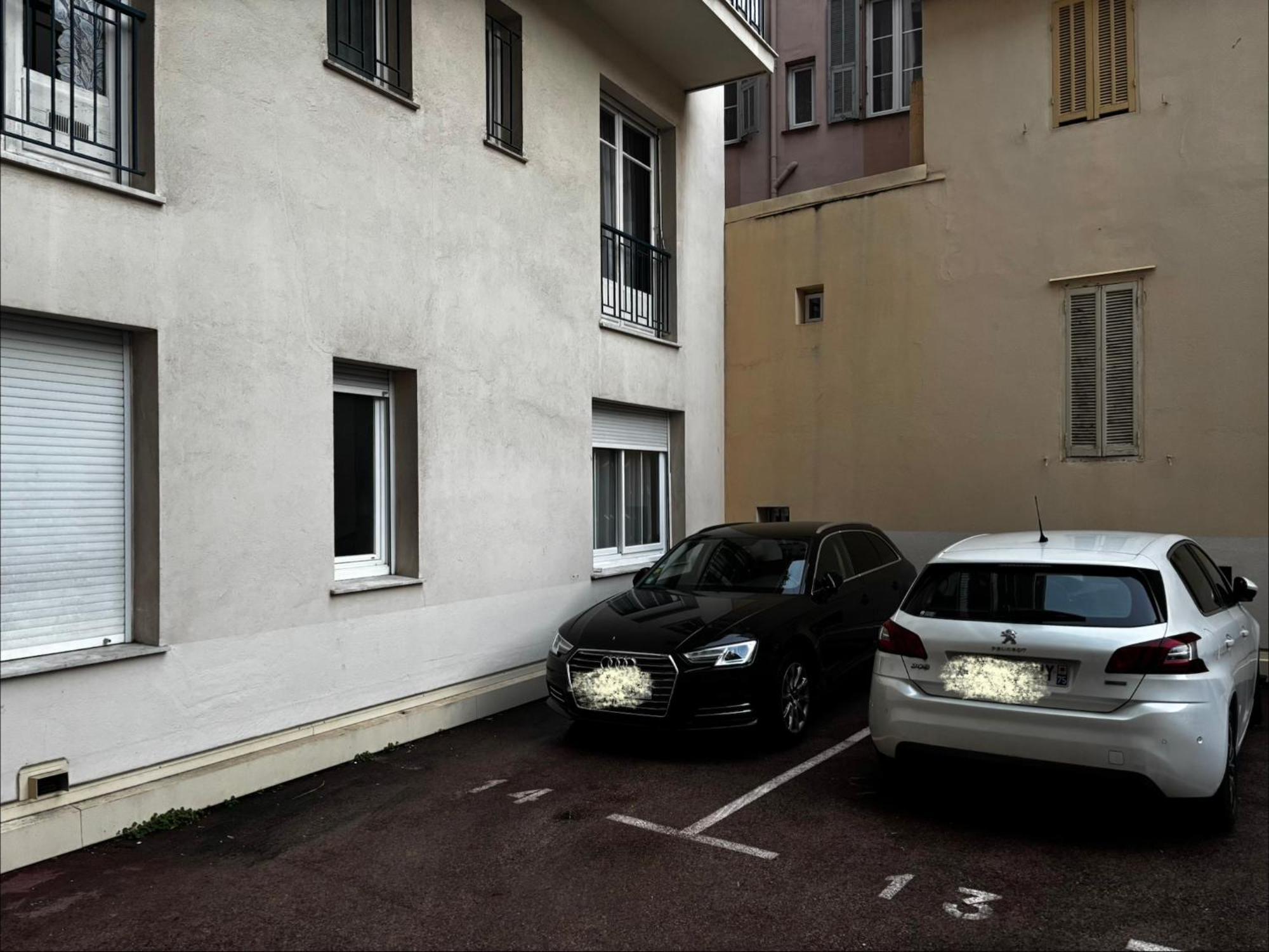 Apartment Claudia - -quiet- Near The Sea- Ac- Private Parking Nice