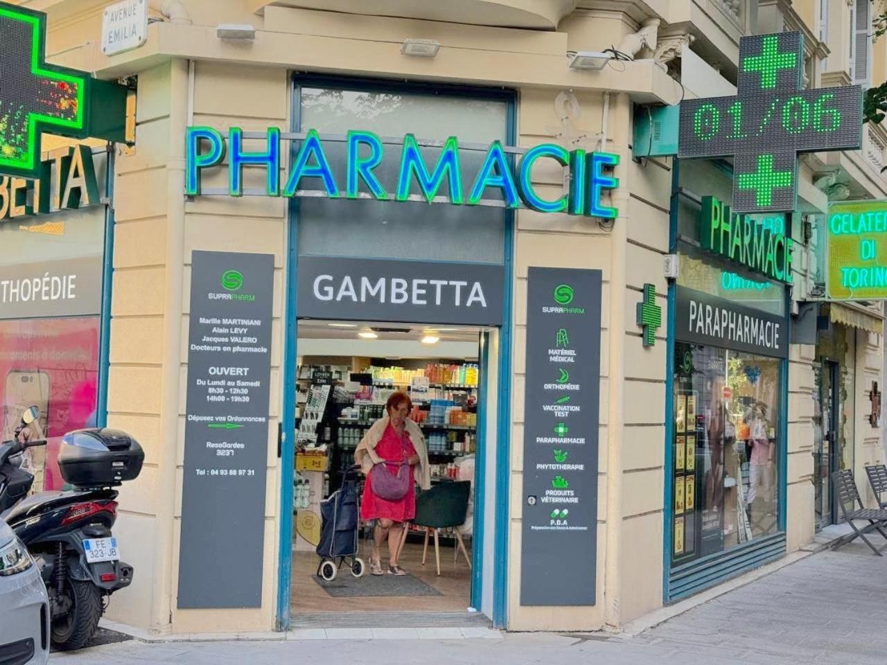 2 Pieces 600m 1km De La Gare Apartment