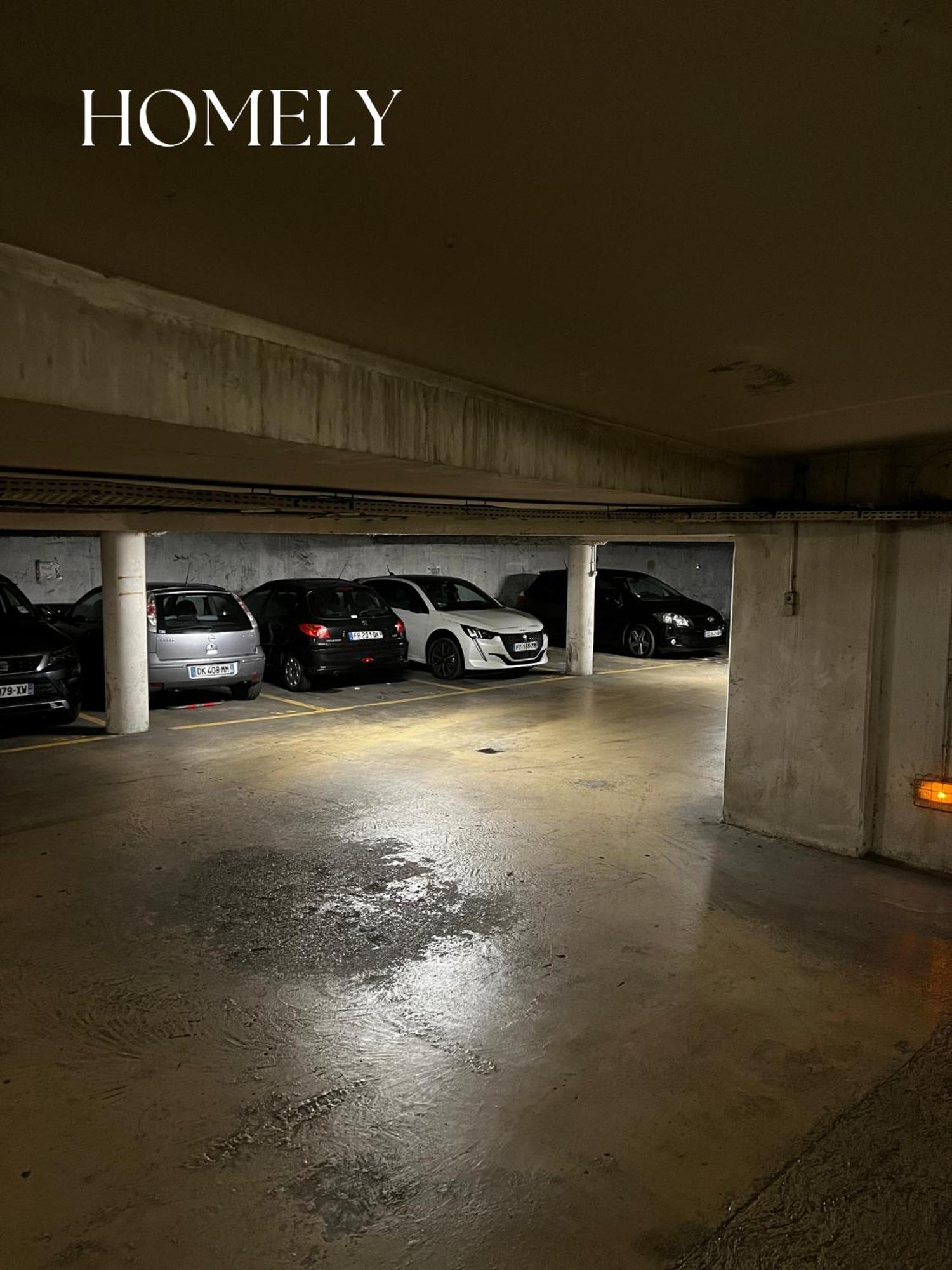 Apartment Appt Nice-centre Avec Parking Prive Proche Promenade Des Nice