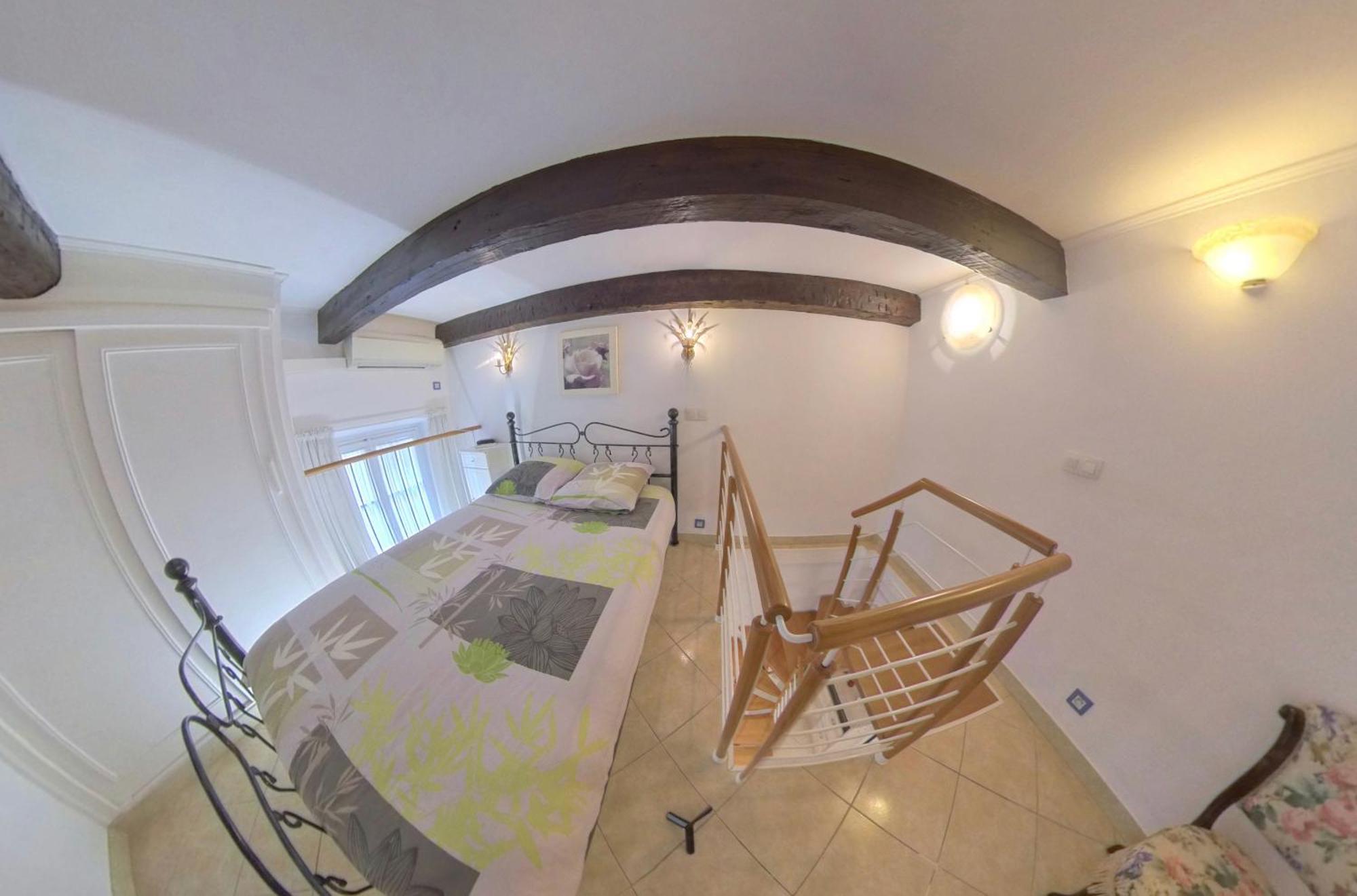 Cosy Duplex Au Port Du Vieux Nice