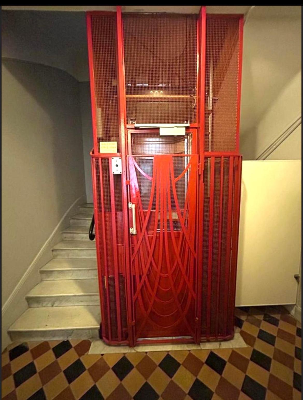 Sweet 1 Ou Sweet 2 Reservez Sweet 1 Ou Sweet 2 Ou Bien Les Deux Nice