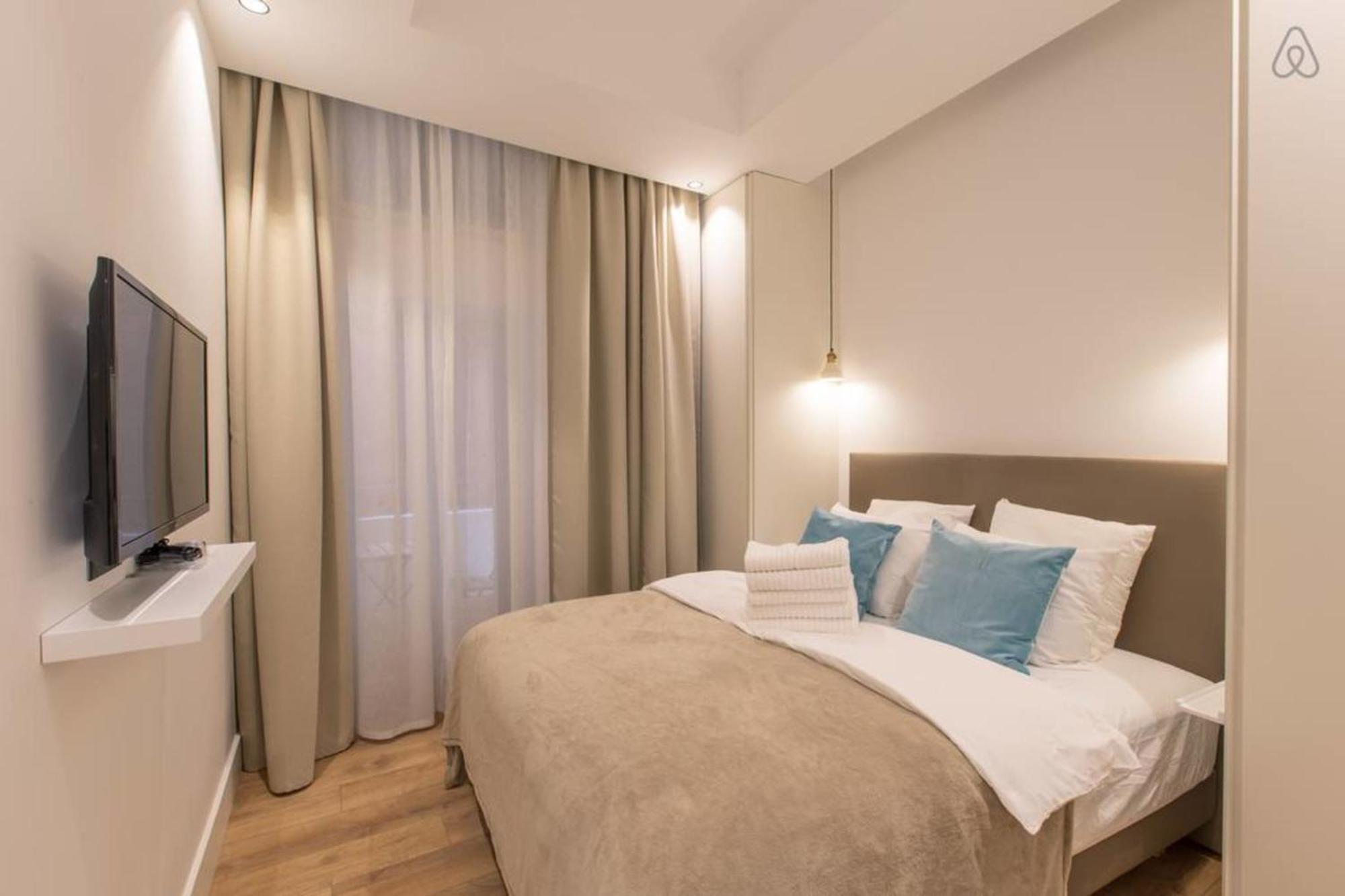 Apartment Cours Saleya Renovated 3 Bedrooms 1 Min To Air Conditioning *