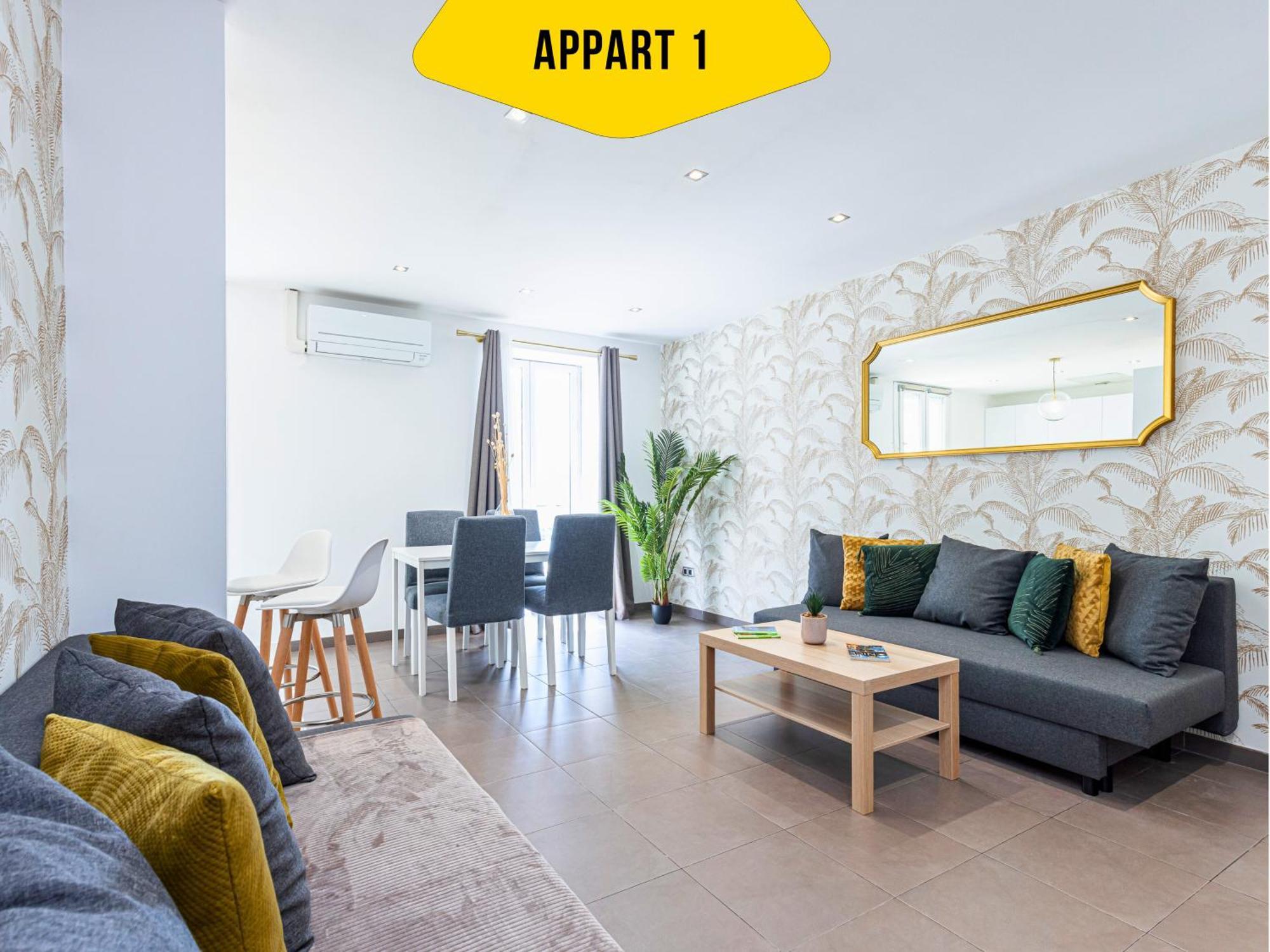 Casa Reine Jeanne- Ideal Groups & Family -central Near Train Station - Parking - New&confort-ac Apartment *