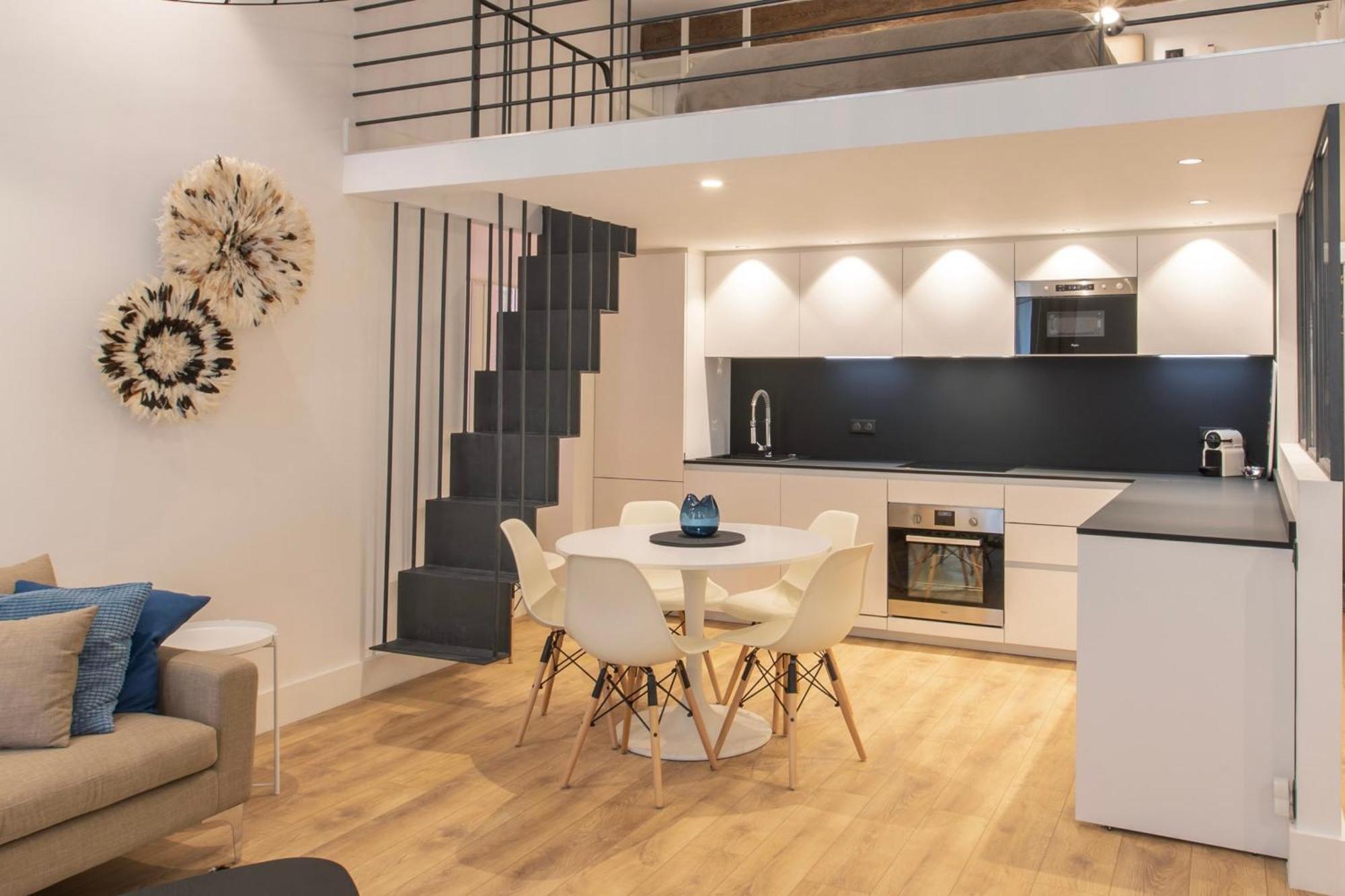 Apartment Cours Saleya Renovated 3 Bedrooms 1 Min To Air Conditioning Nice