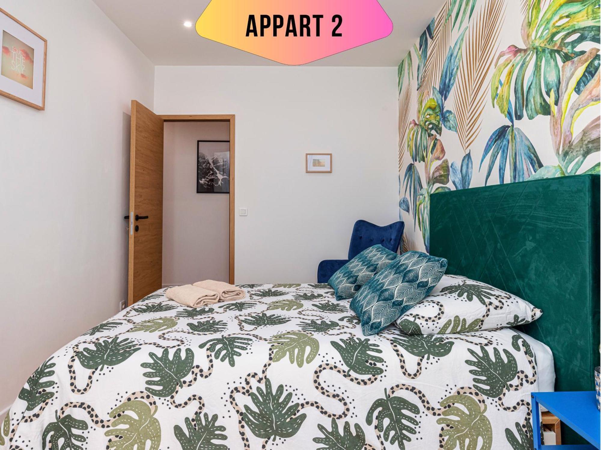 Casa Reine Jeanne- Ideal Groups & Family -central Near Train Station - Parking - New&confort-ac Apartment