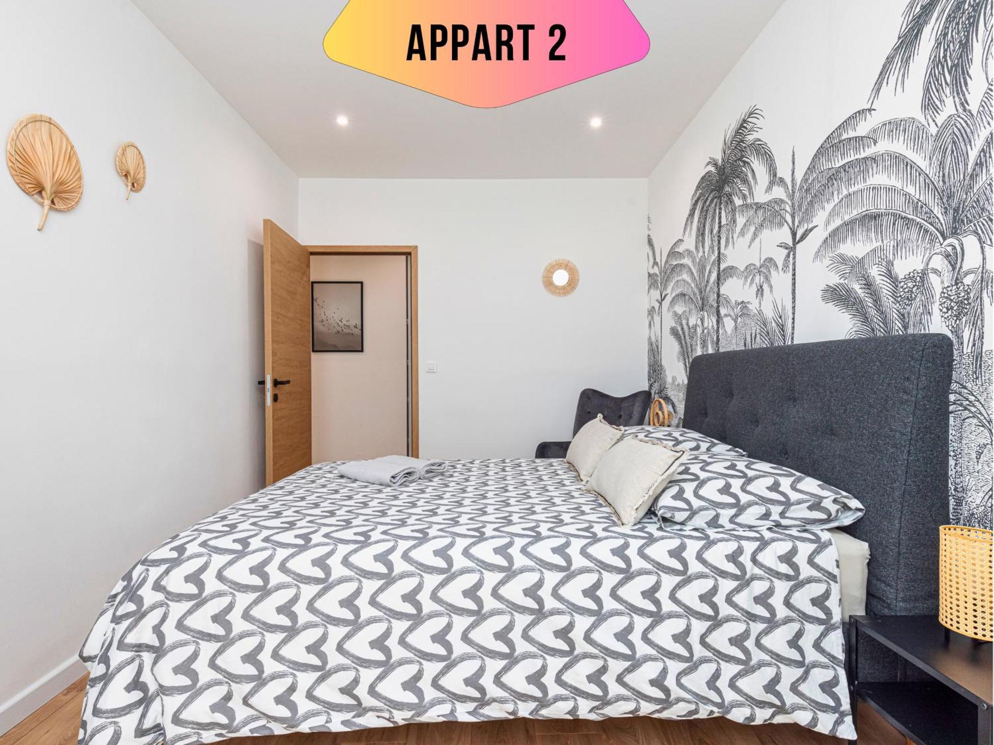 Casa Reine Jeanne- Ideal Groups & Family -central Near Train Station - Parking - New&confort-ac *