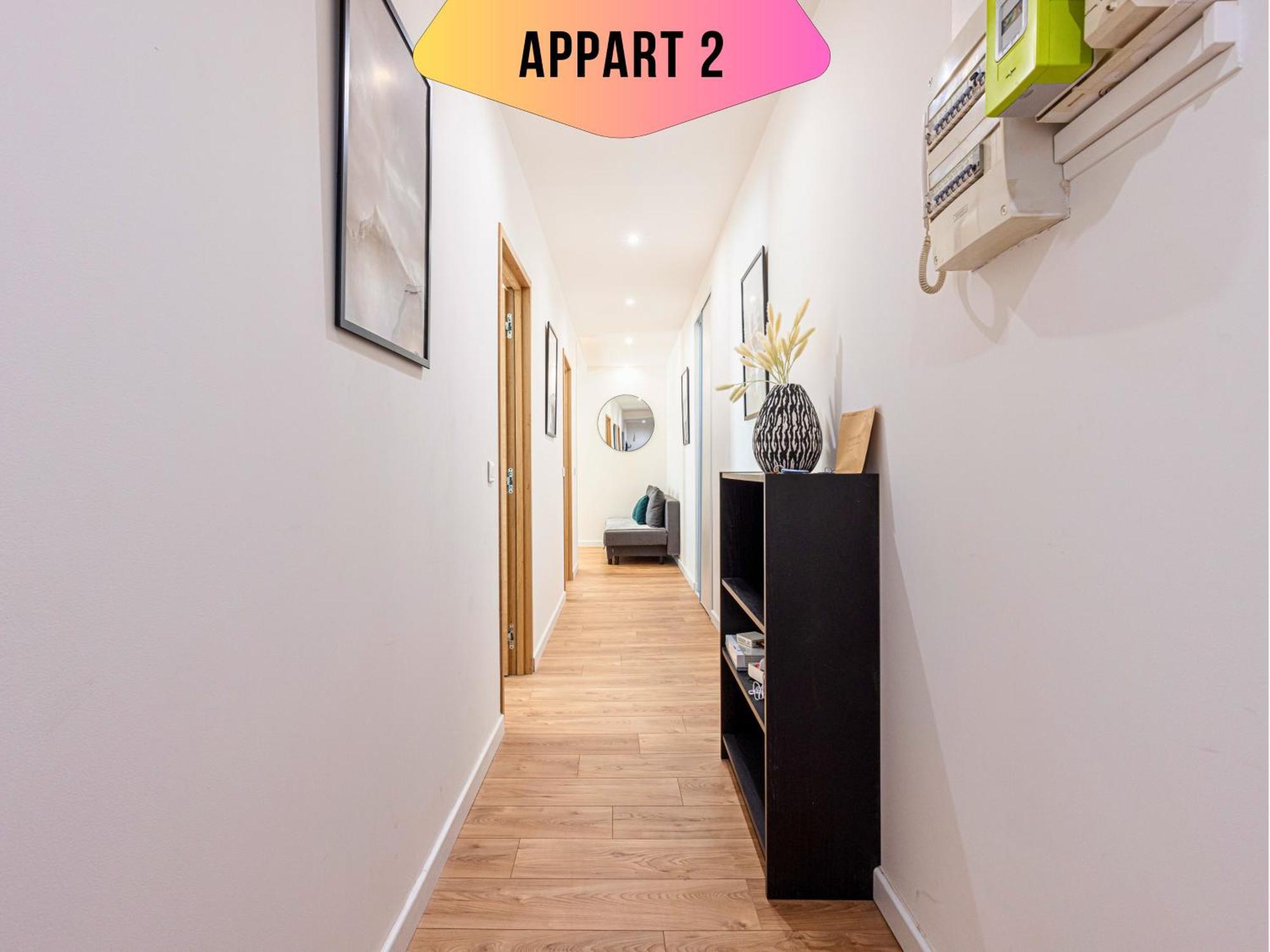 Apartment Casa Reine Jeanne- Ideal Groups & Family -central Near Train Station - Parking - New&confort-ac