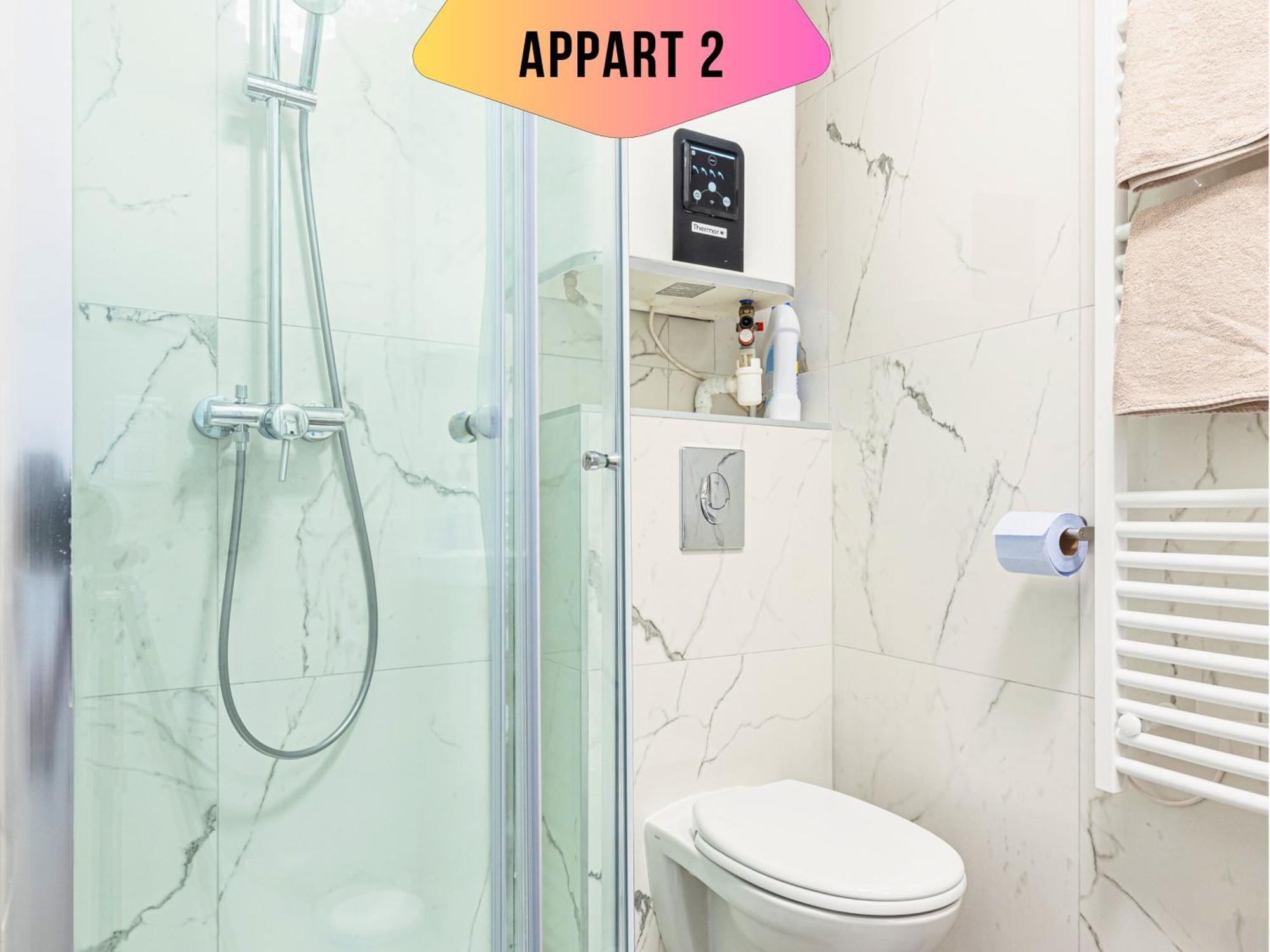 Apartment Casa Reine Jeanne- Ideal Groups & Family -central Near Train Station - Parking - New&confort-ac *