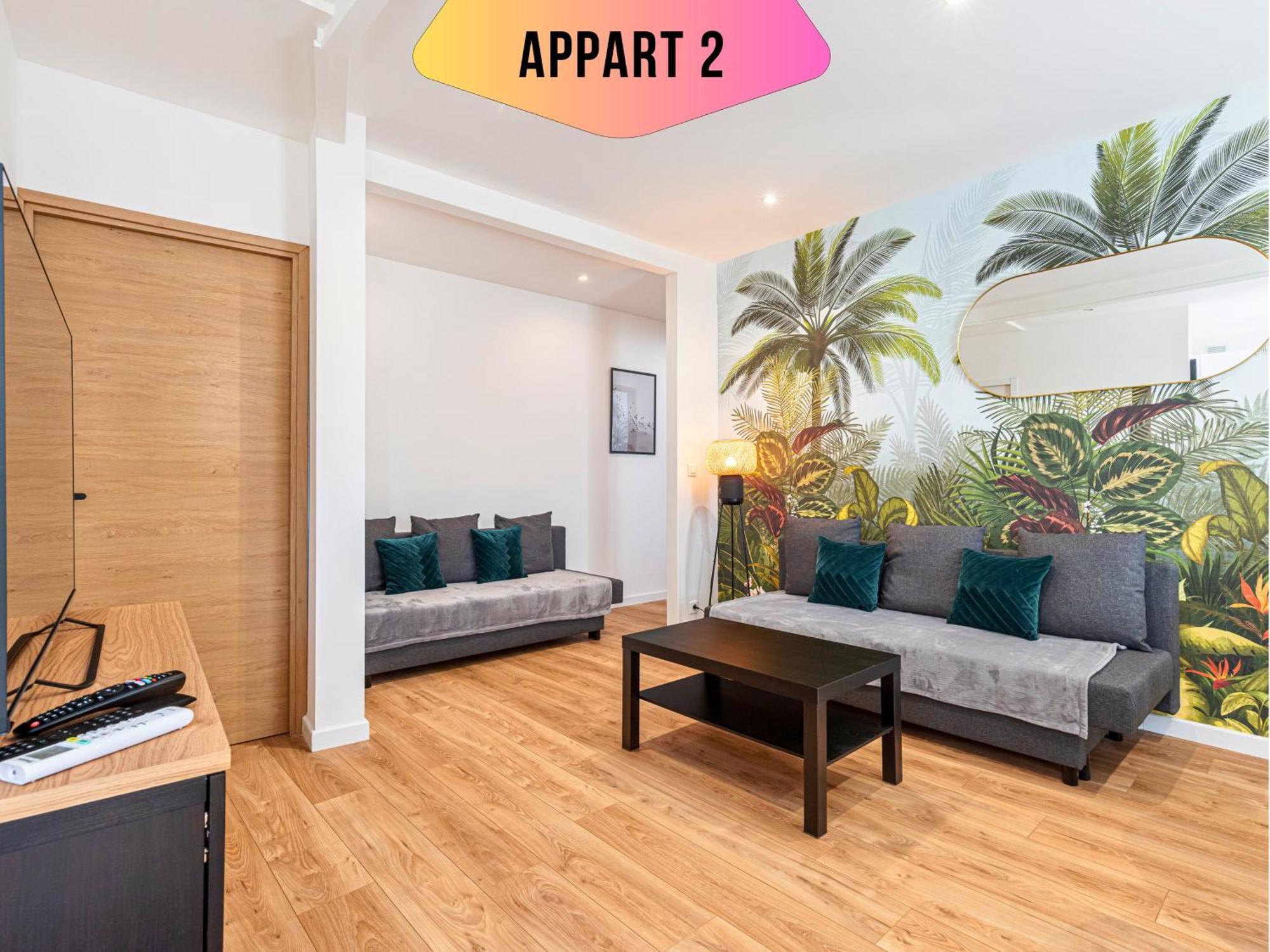 Casa Reine Jeanne- Ideal Groups & Family -central Near Train Station - Parking - New&confort-ac *