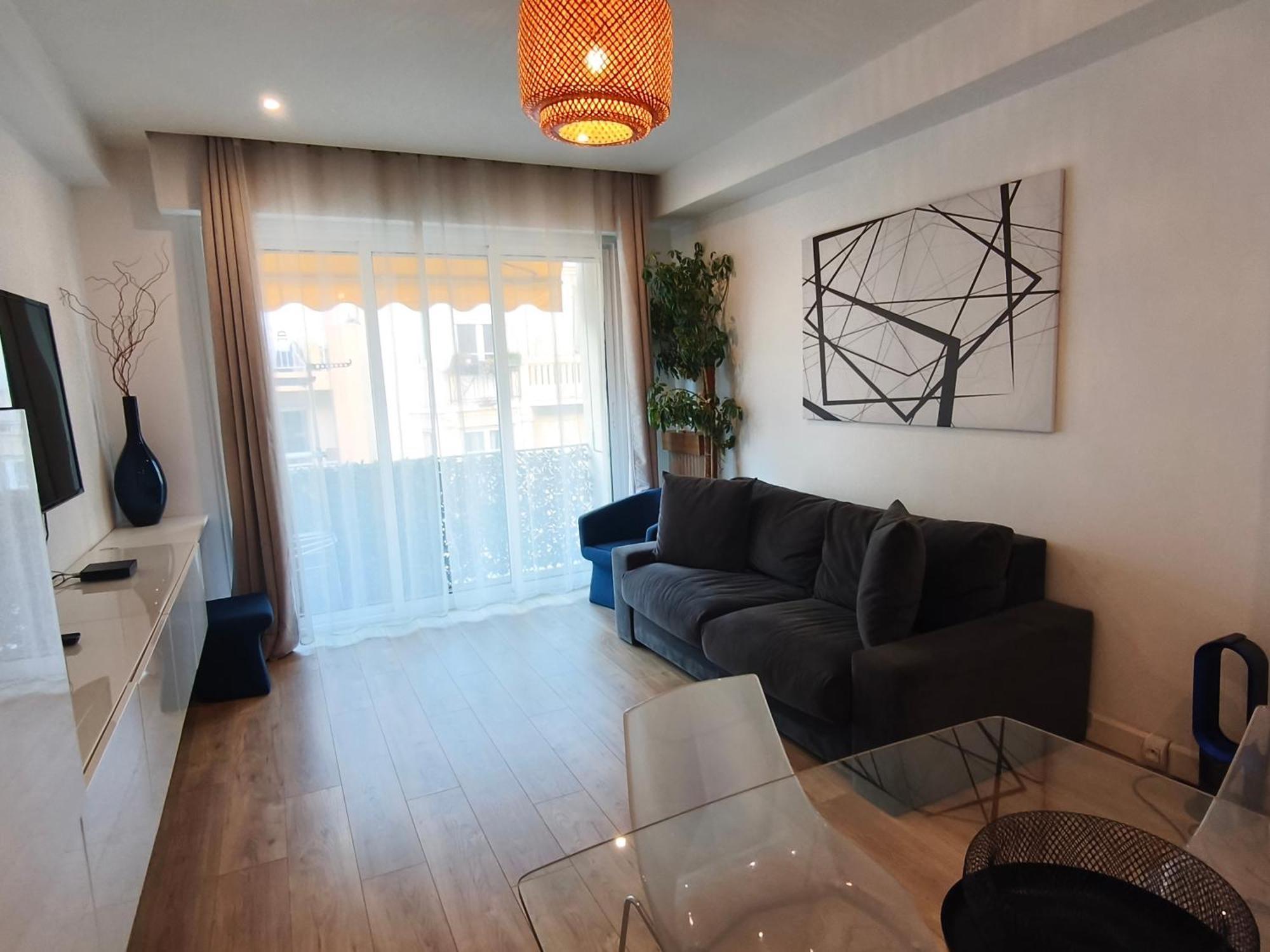 Apartment Le Miollis - Et Confort - Wifi- Pres Tansports En Commun Et Commerces Nice