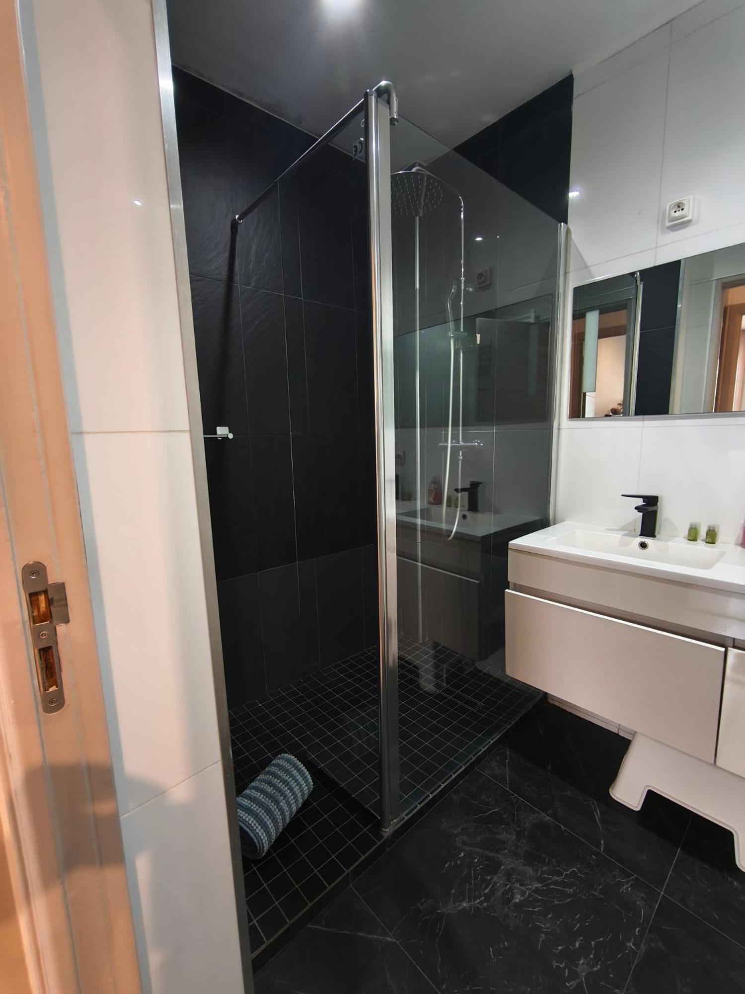 Le Miollis - Et Confort - Wifi- Pres Tansports En Commun Et Commerces Apartment