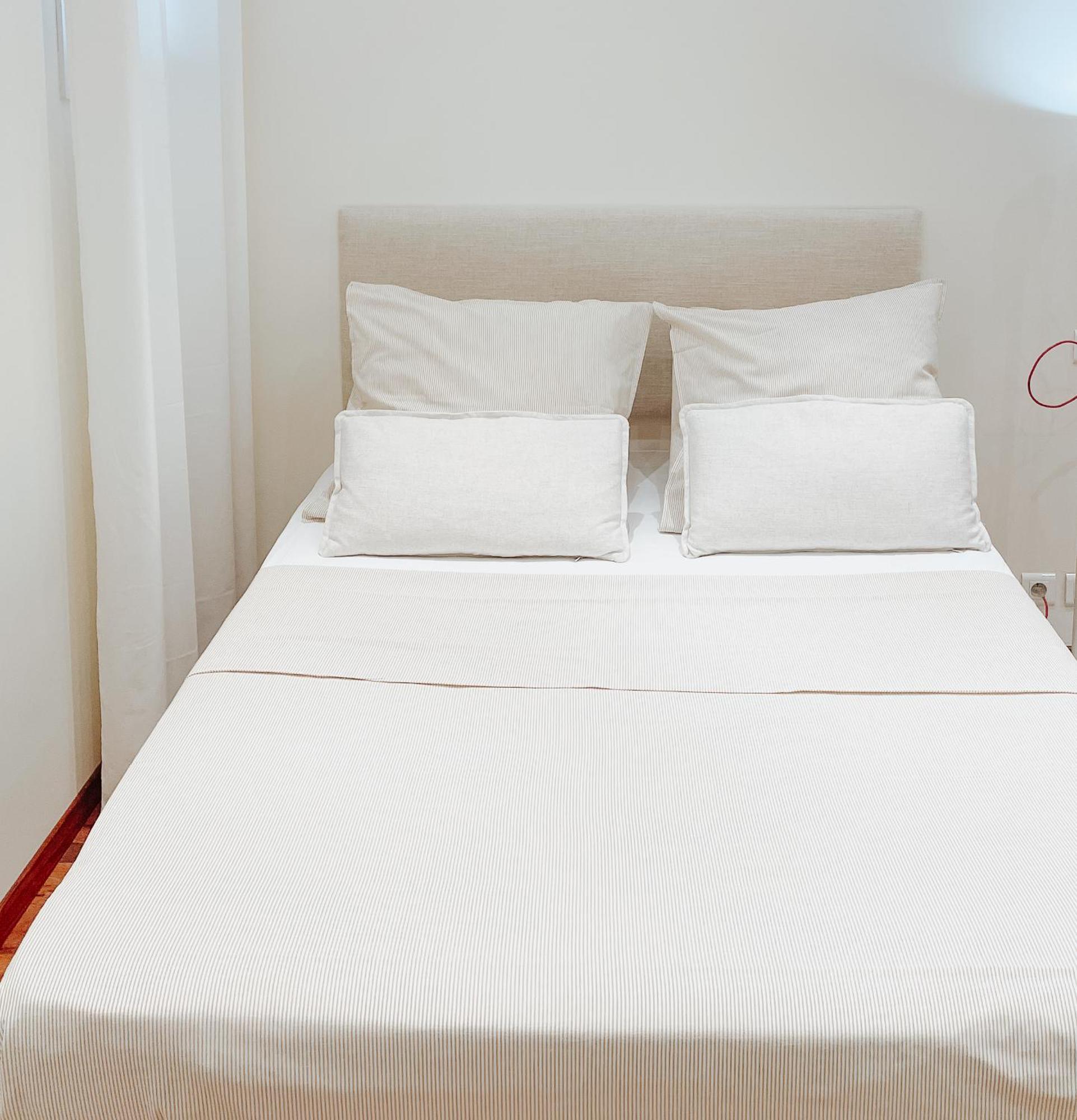 Hyper-centre, Air-conditioned With Balcony Nice