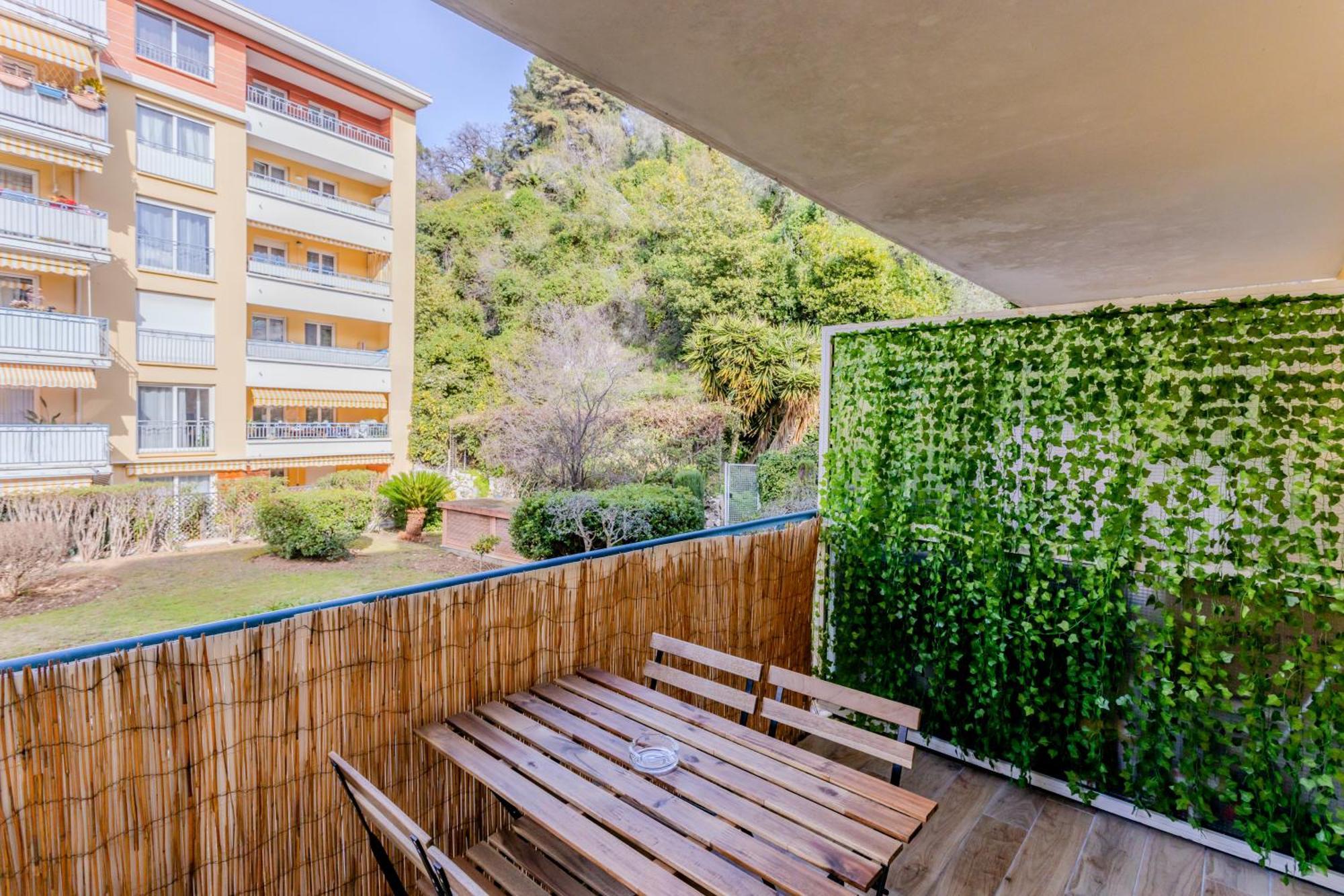 Peaceful In With Terrace, Parking Apartment