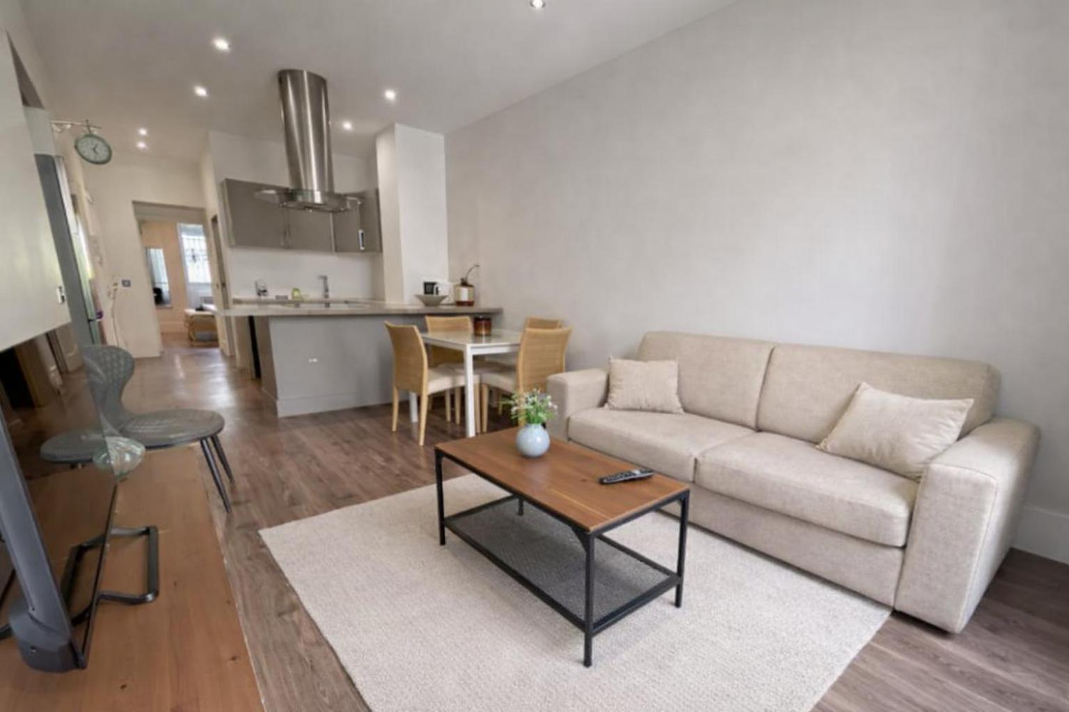 Raimbaldi Urban Gare - Spacieux T3 Climatise Au Coeur Du Centre-ville Apartment *