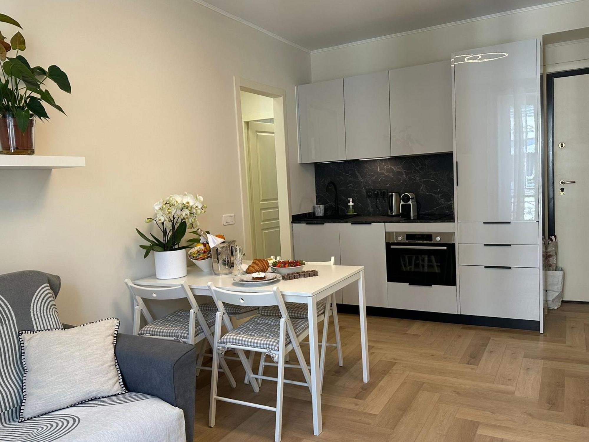 Cozy In The Heart Of *