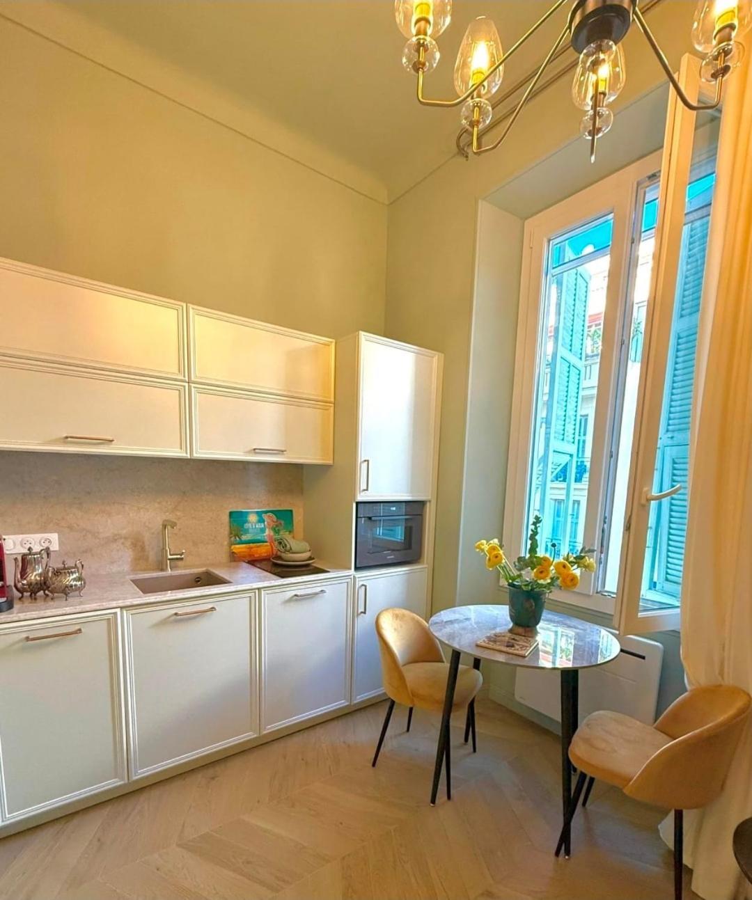 Mediterranean Dream - Carre D'or * Nice