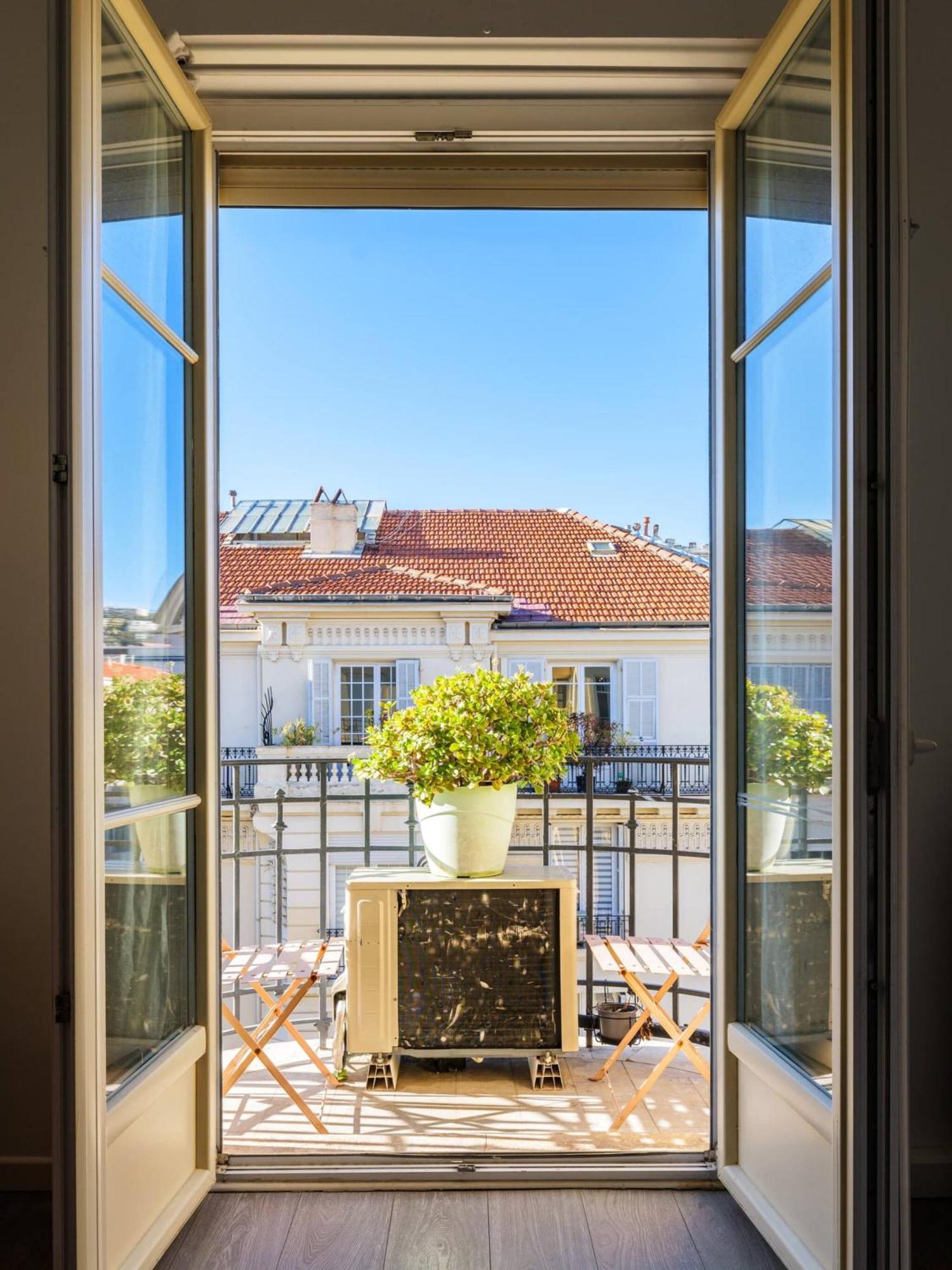 2 Pieces Dans Le Carre D Or Apartment Nice