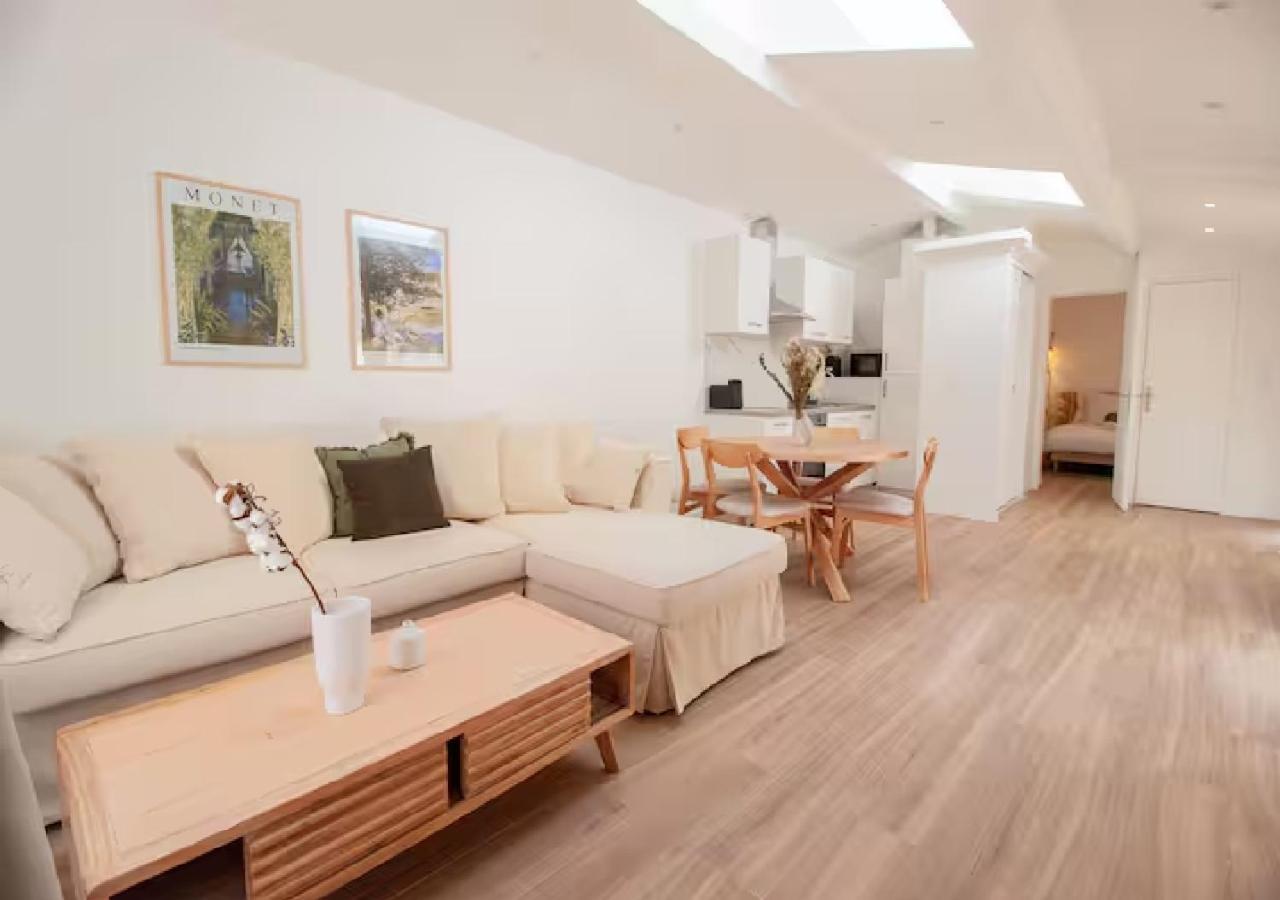 Magnifique Confortable & Renove Au Port De Apartment