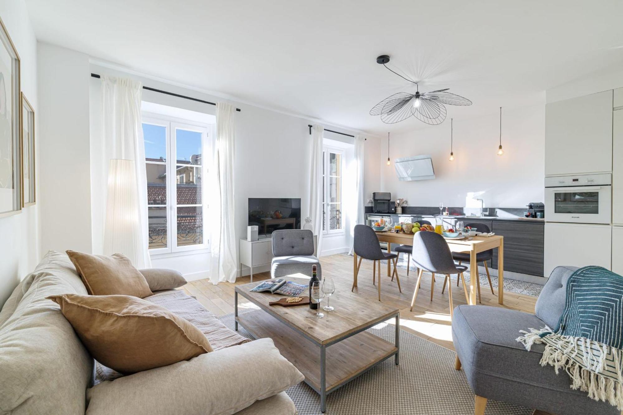 Apartment My Casa - Bonaparte 42 - 1 Bedroom Near Port And Place Garibaldi Nice