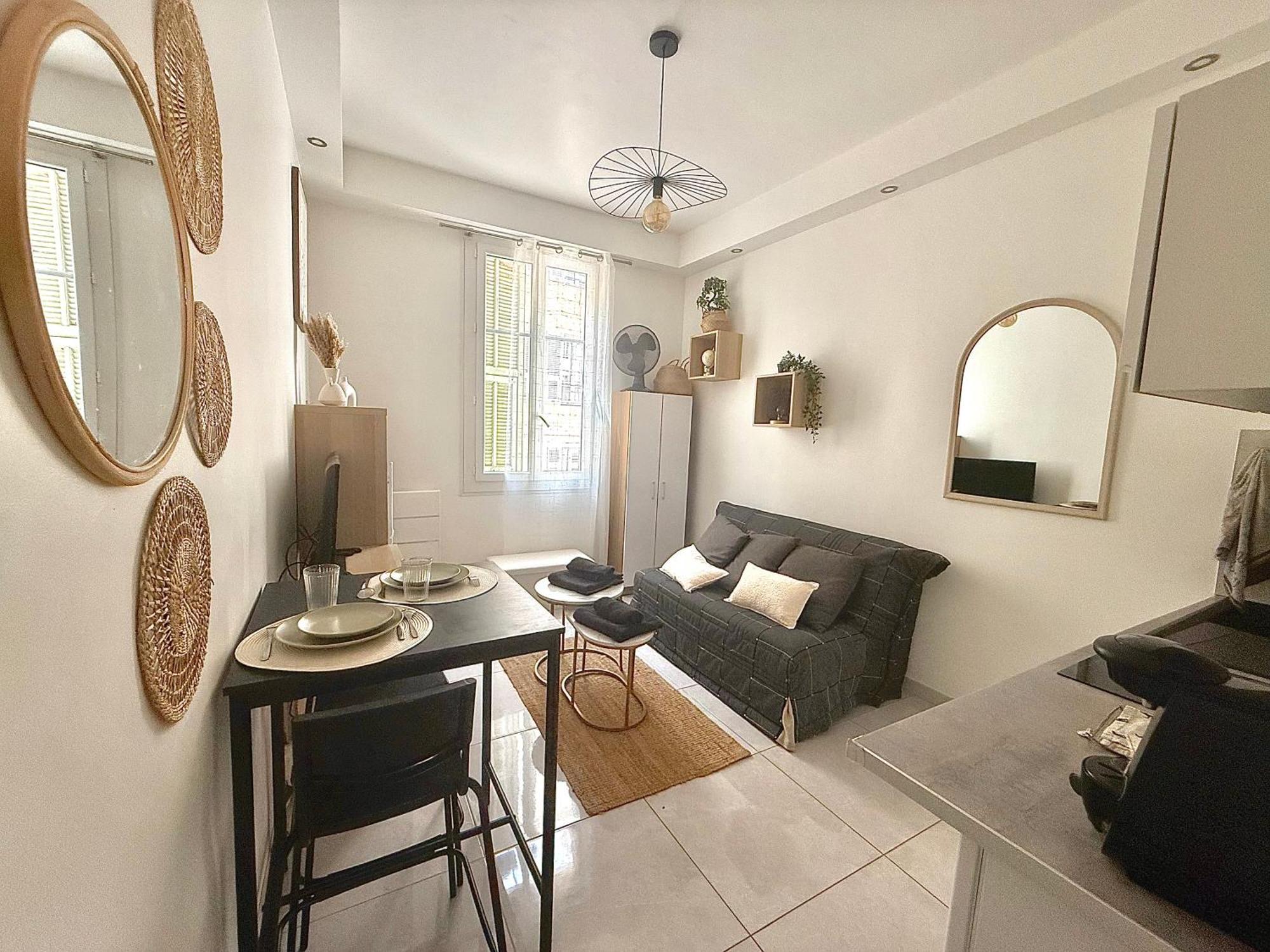 Cosy - Port De Appartement Nice