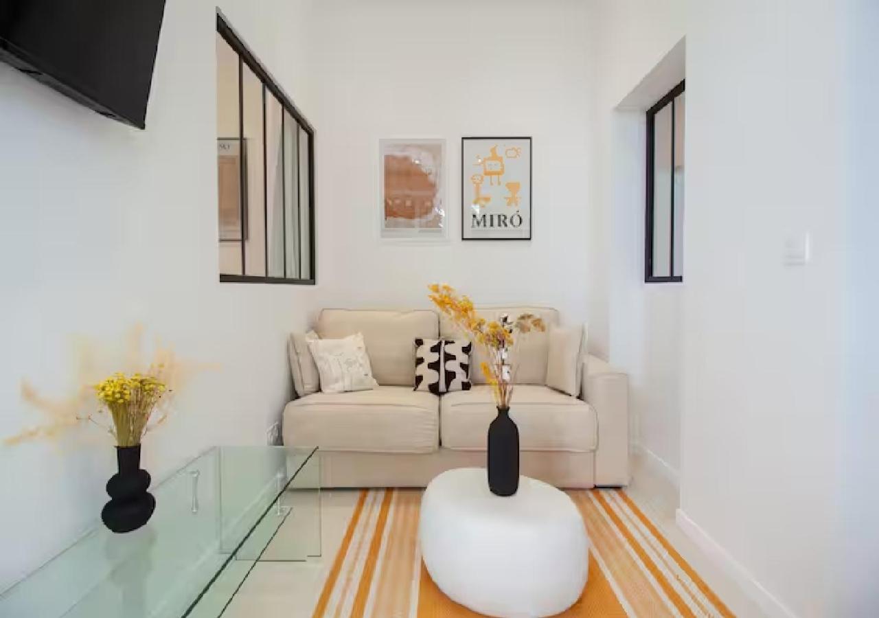 Apartment Terrasse En Bord De Promenade Des Nice