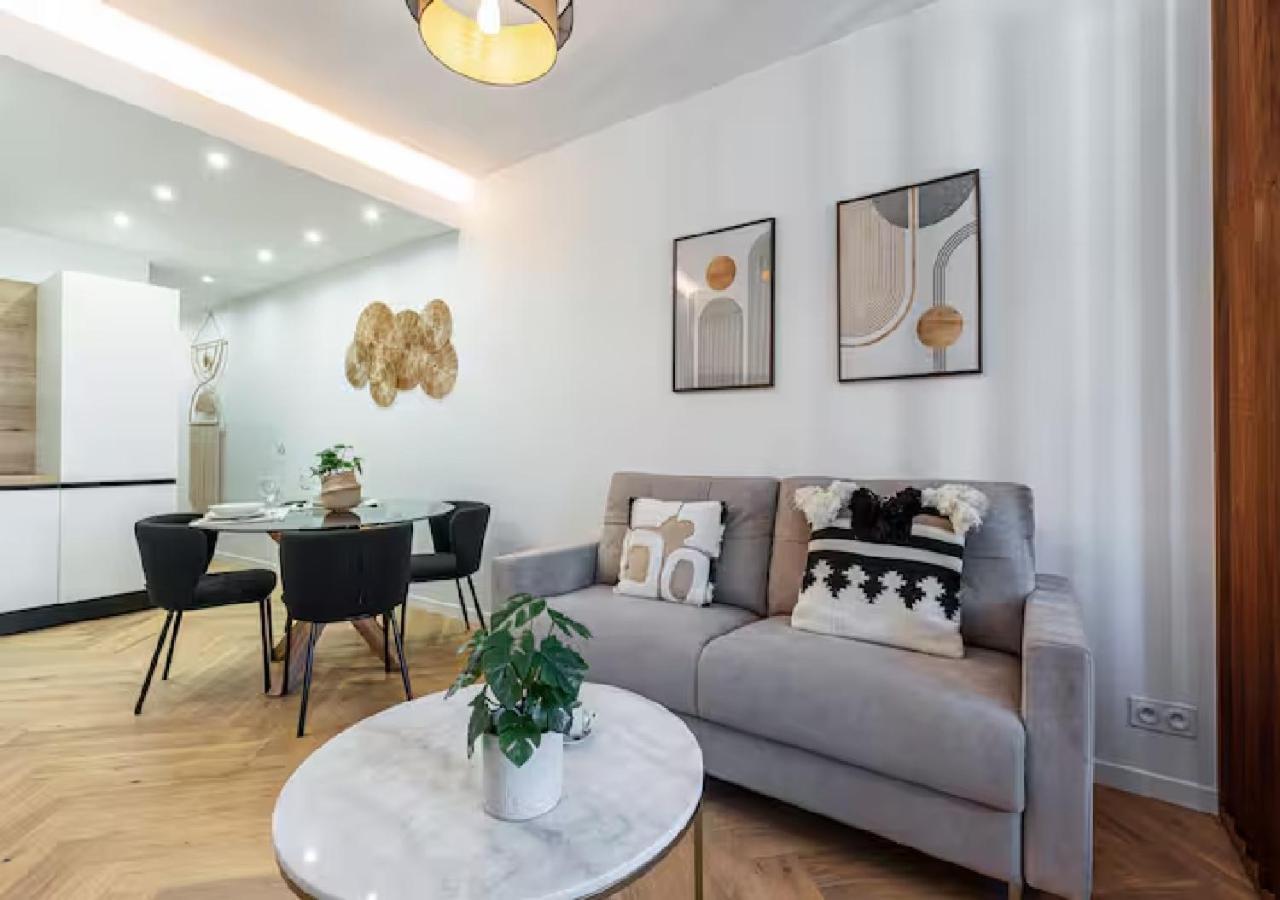 Carre Dor Design Confort And Centralite Nice