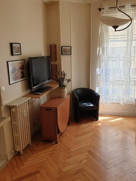 Cozy T2 On Rossini Street