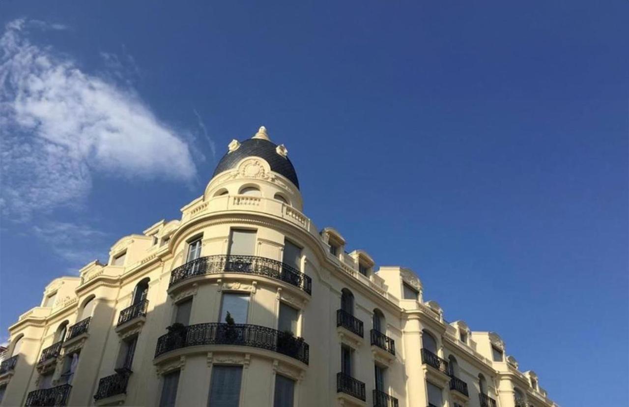 Modern & Apartment *