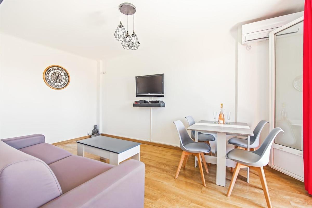 Espace Anahit 2 Piece Meuble Avec Balcon, Proche Tram Magnan Et Plages Bail Mobilite Nice