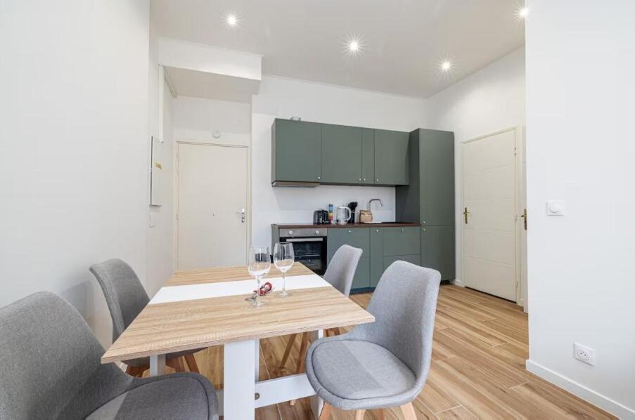 Apartment Au Coeur De Nice, Gare A Pied Et Climatisation *