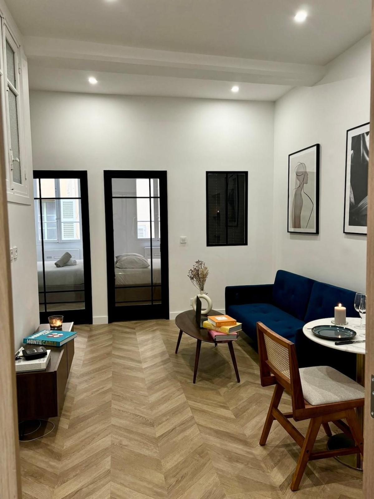 Appartement Luxueux à 2 Pas De La Mer, Vieille Nice