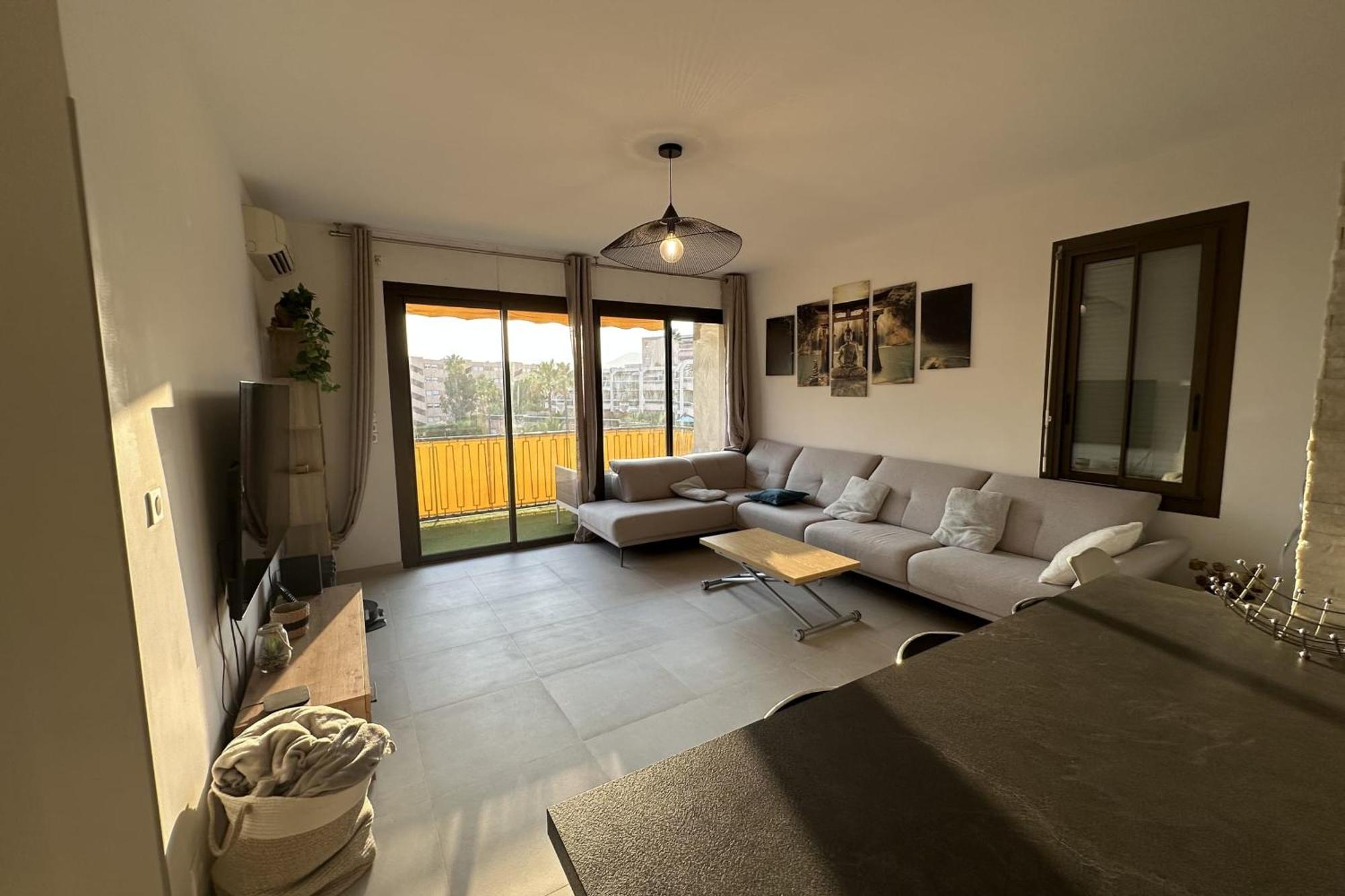 Spacious In With Balcony Nice