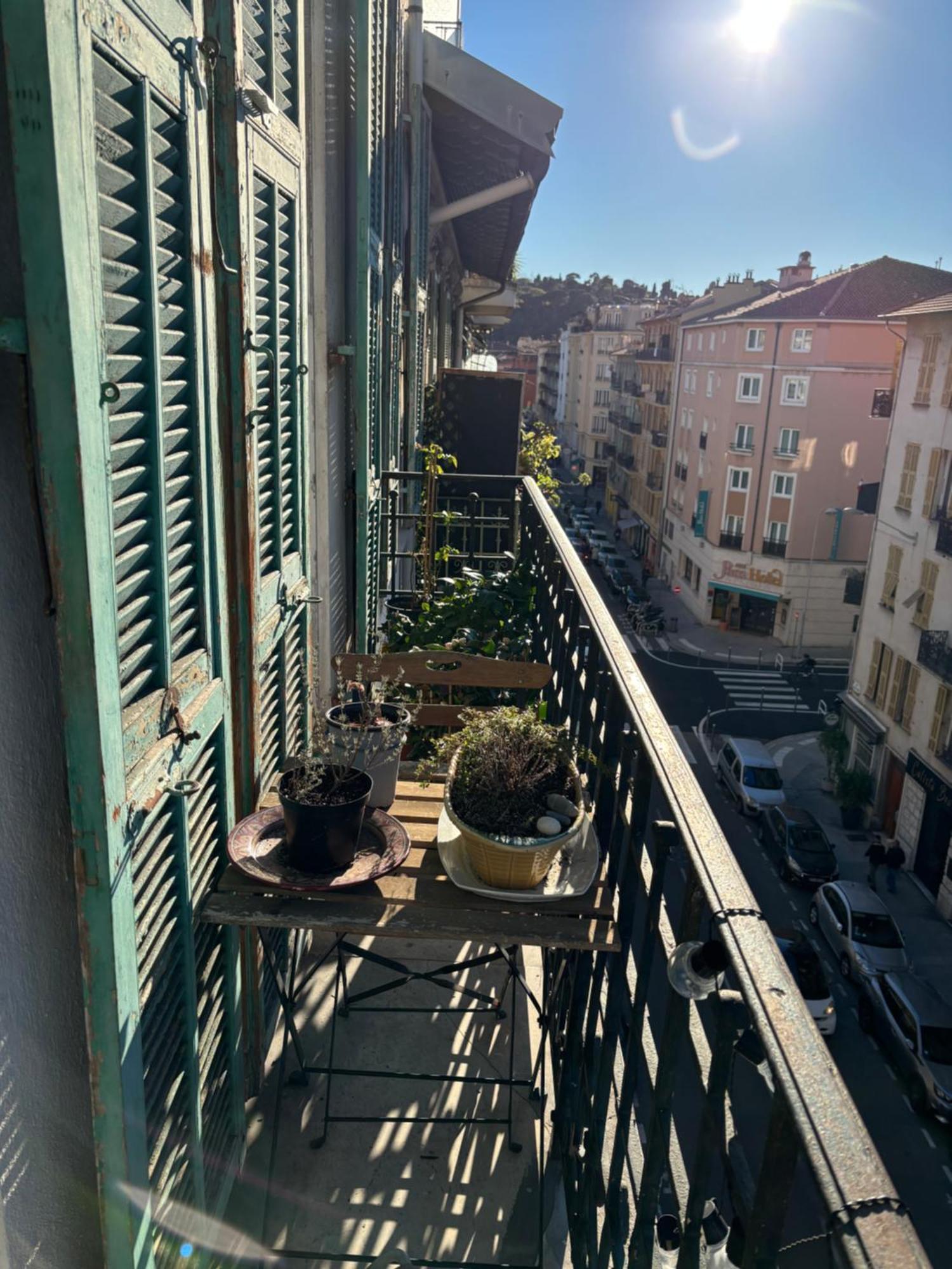 3 Pieces Lumineuses, 3 Nuitees Minimum *