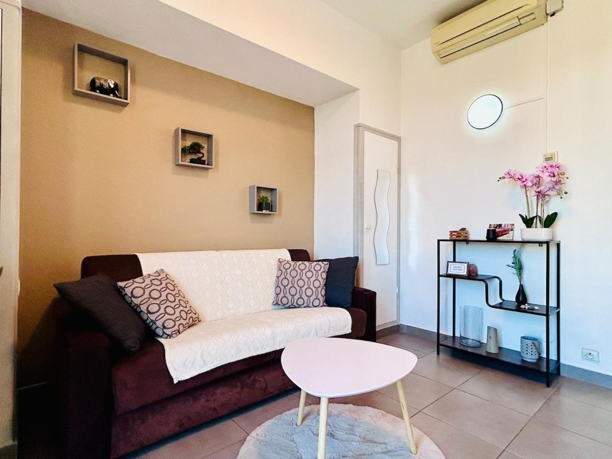 Renove Et Meuble Le Coeur De A Vos Pieds Apartment *