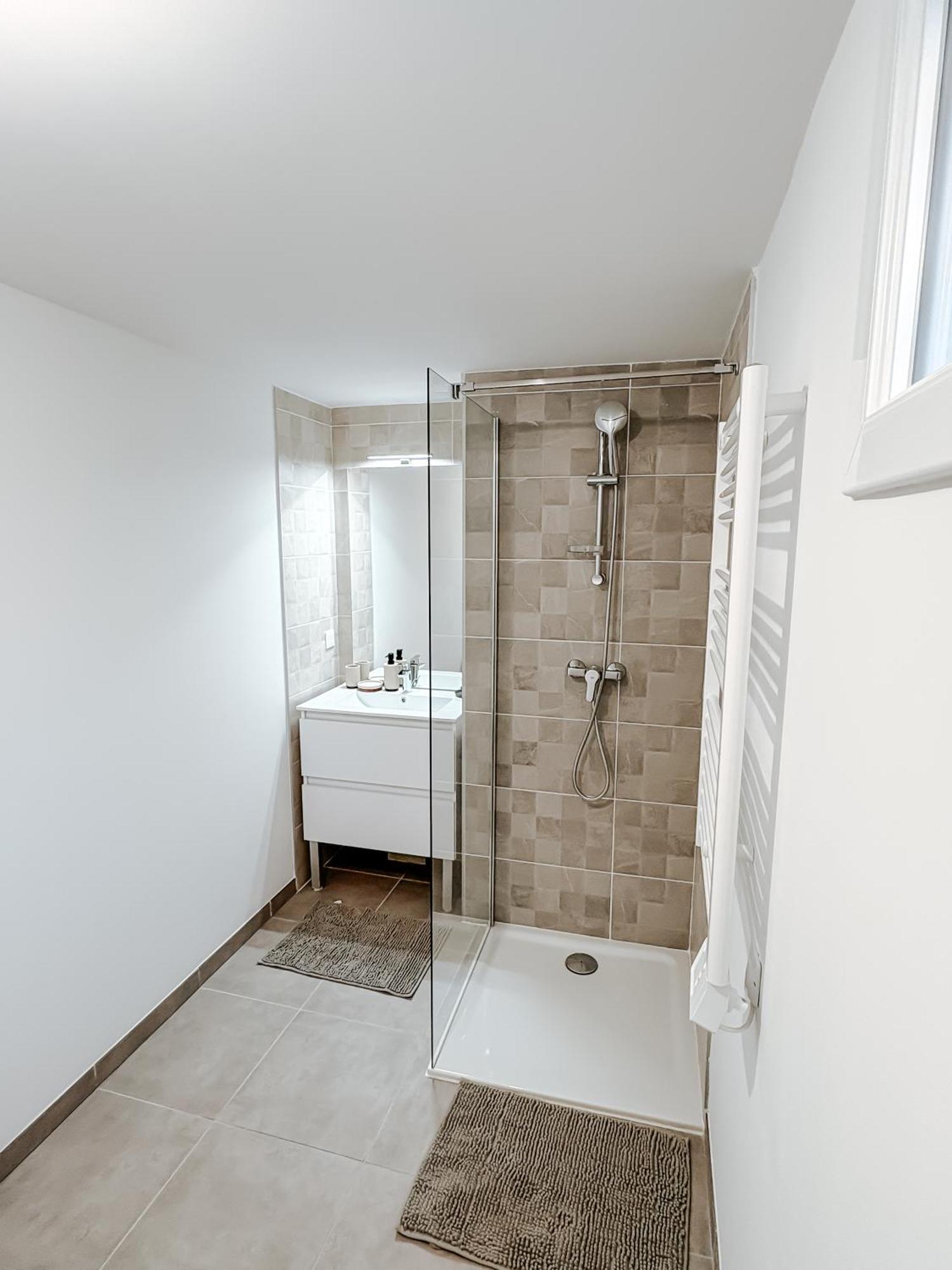 Apartment Aya - Renovated Air-conditioned Duplex With Garden *