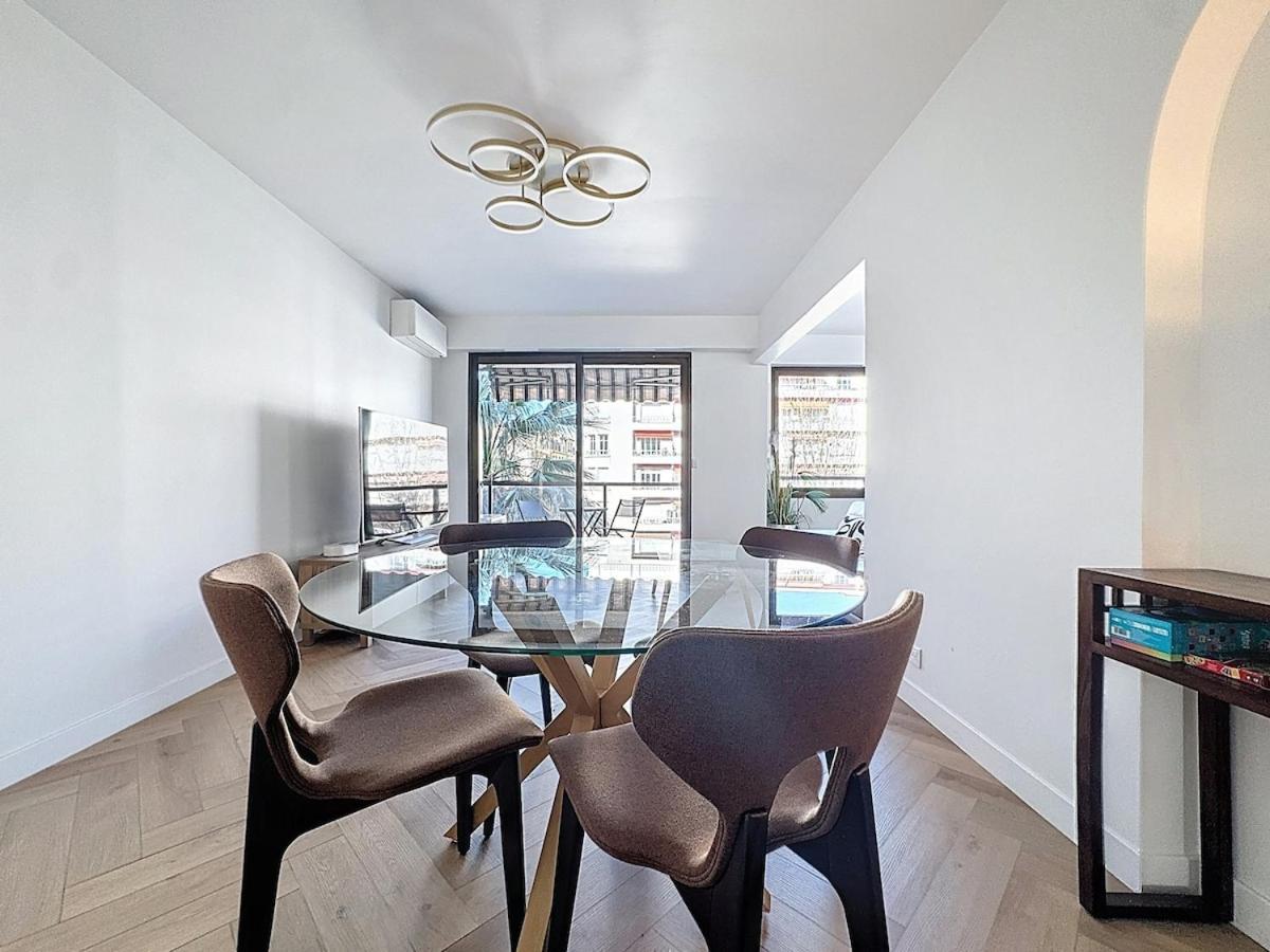 Apartment Chic Avec Balcon Carre D Or *