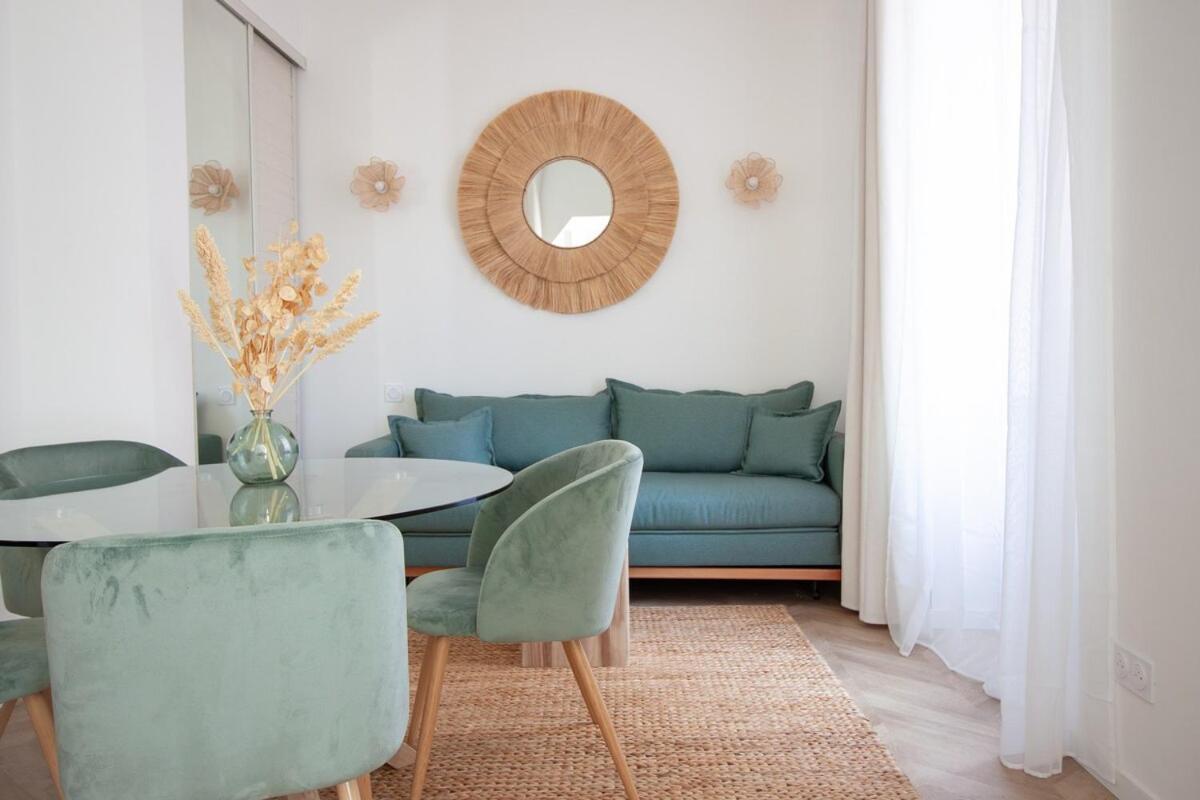 Confort, Modernite & Calme Au Port De Apartment *