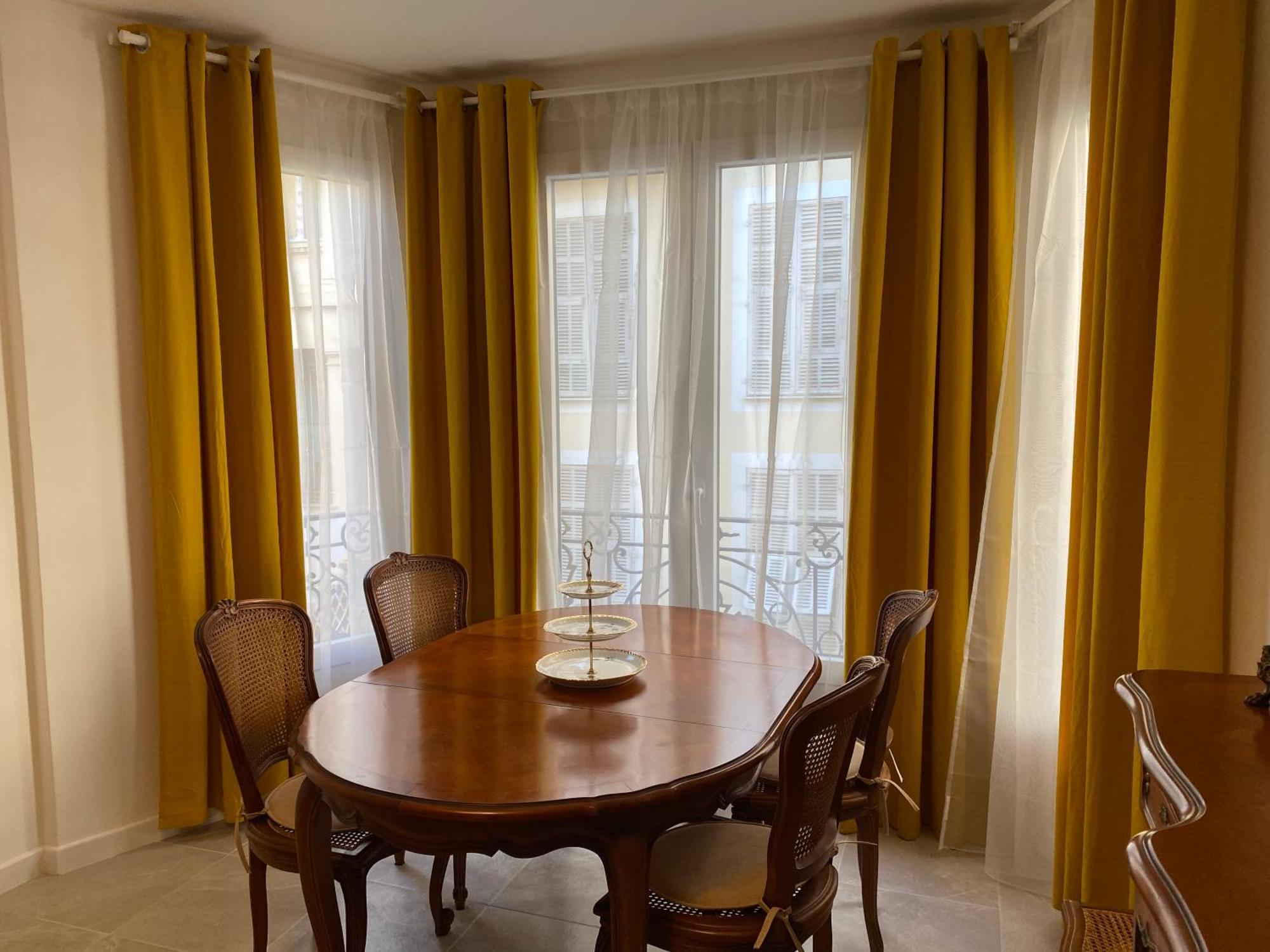 Cosy Promenade Des Parking