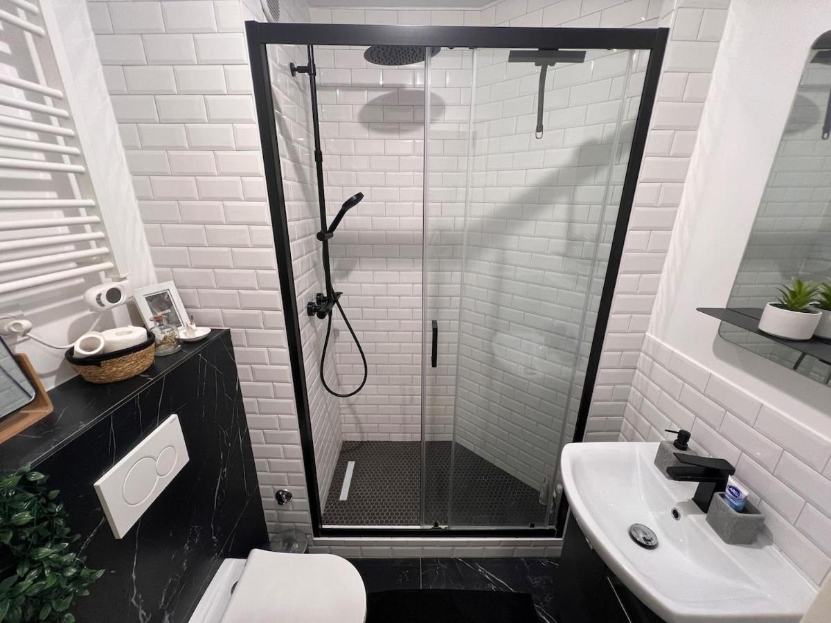 Cozy Studio, Exceptional View Of Lympia Harbor * Nice