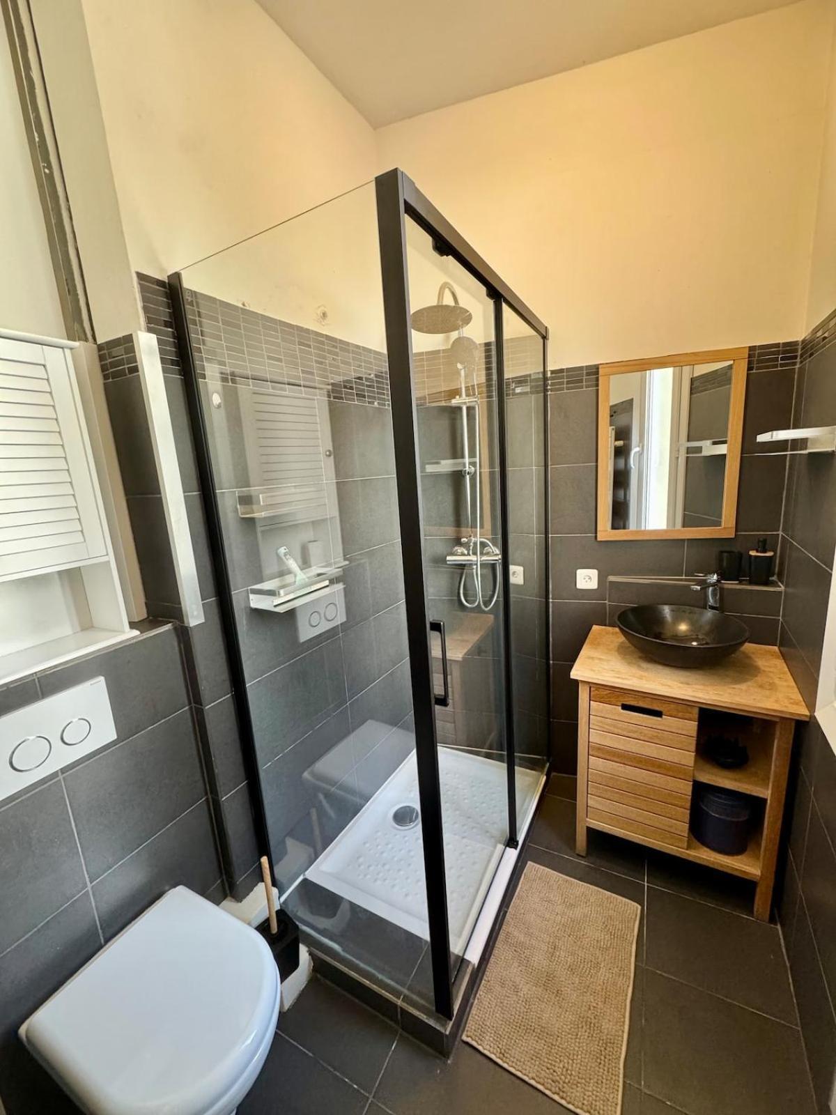 Apartment Dans Nicoise