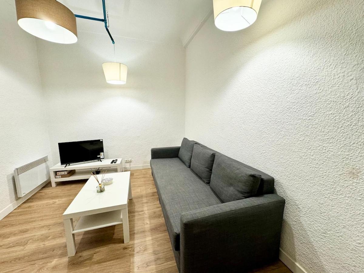 Charming Port Of Flat 1 Apartment