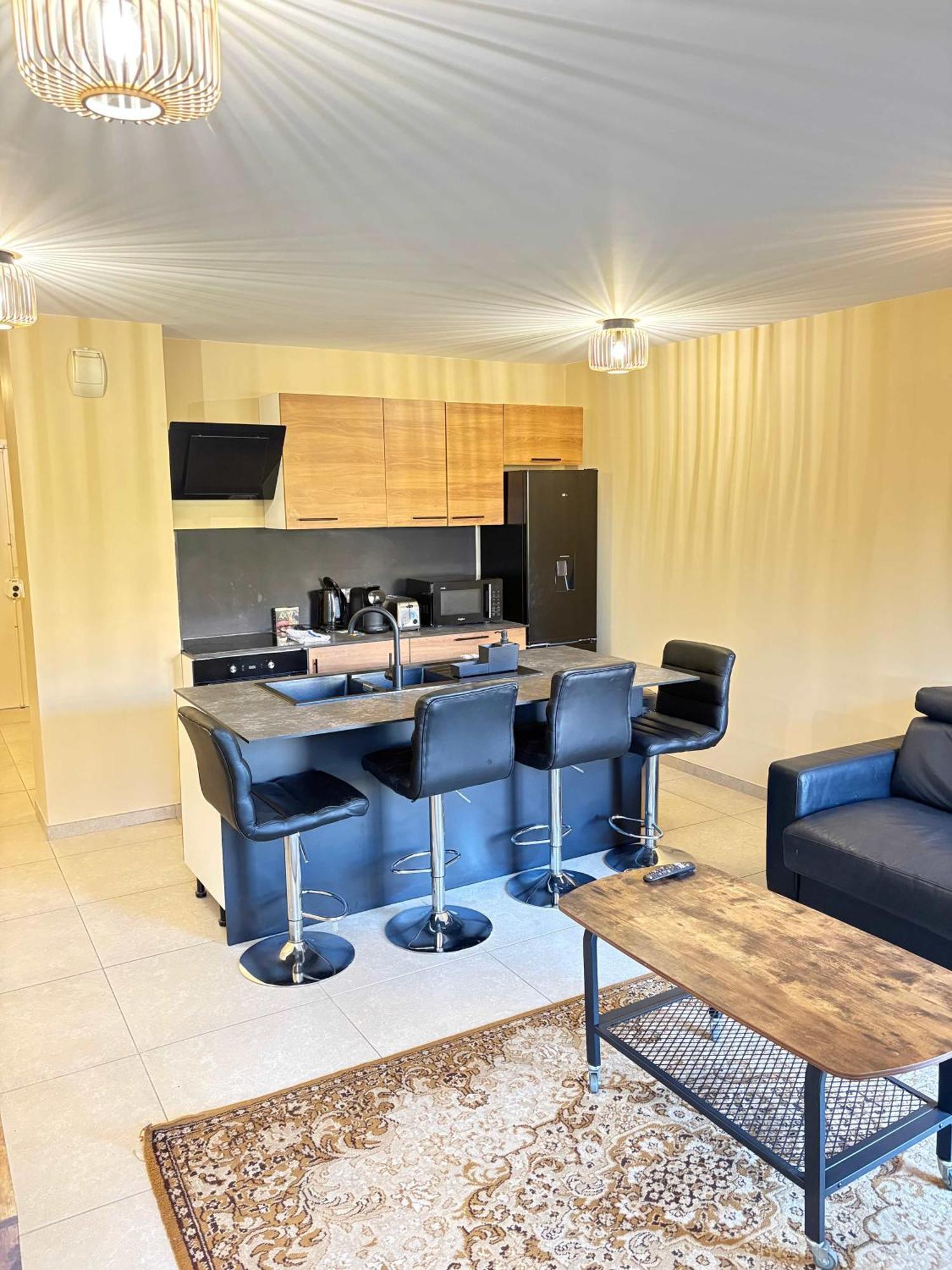 Le Ciel De Fabron Piscine Et Tennis Apartment