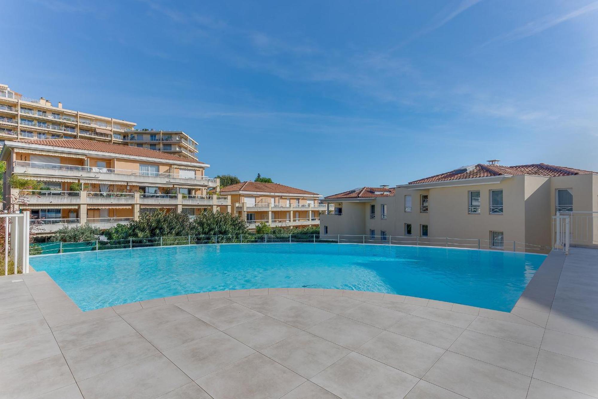 Imperia Ap4490 By Riviera Homes Apartment *