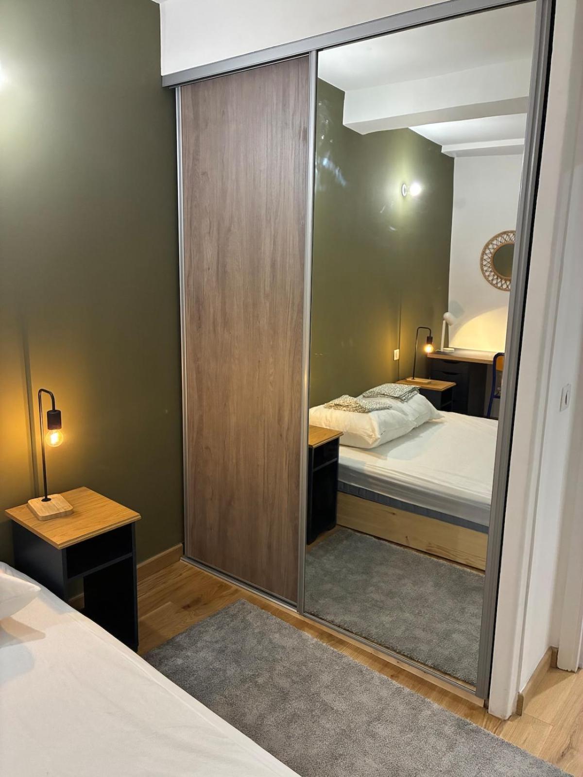 Apartment Cozy 50 M2 - Balcony & Air Conditioning! Heart Of Old Nice