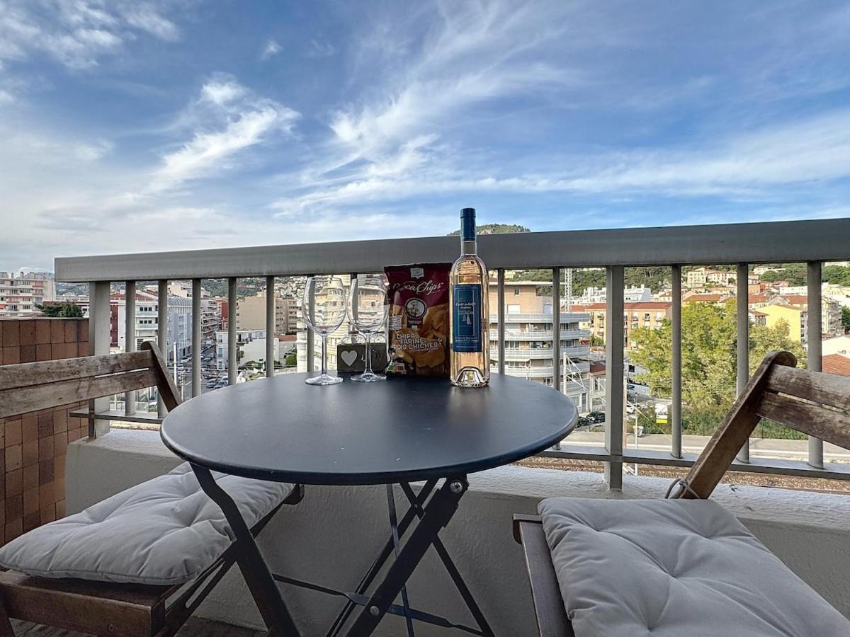 Evasion Nicoise A 12 Min Du Port Vue & Confort Apartment