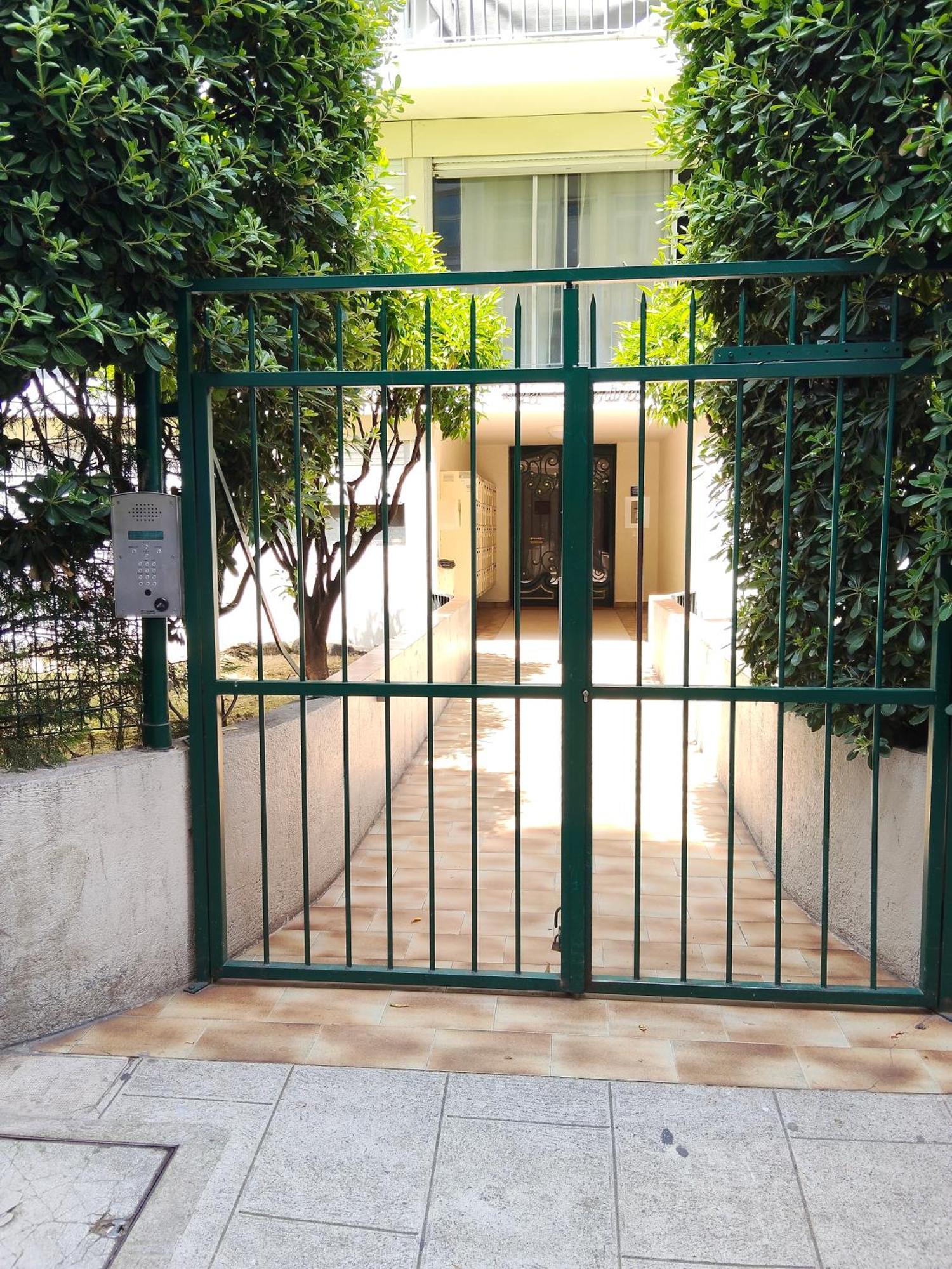 Studio Deja Vu Apartment *