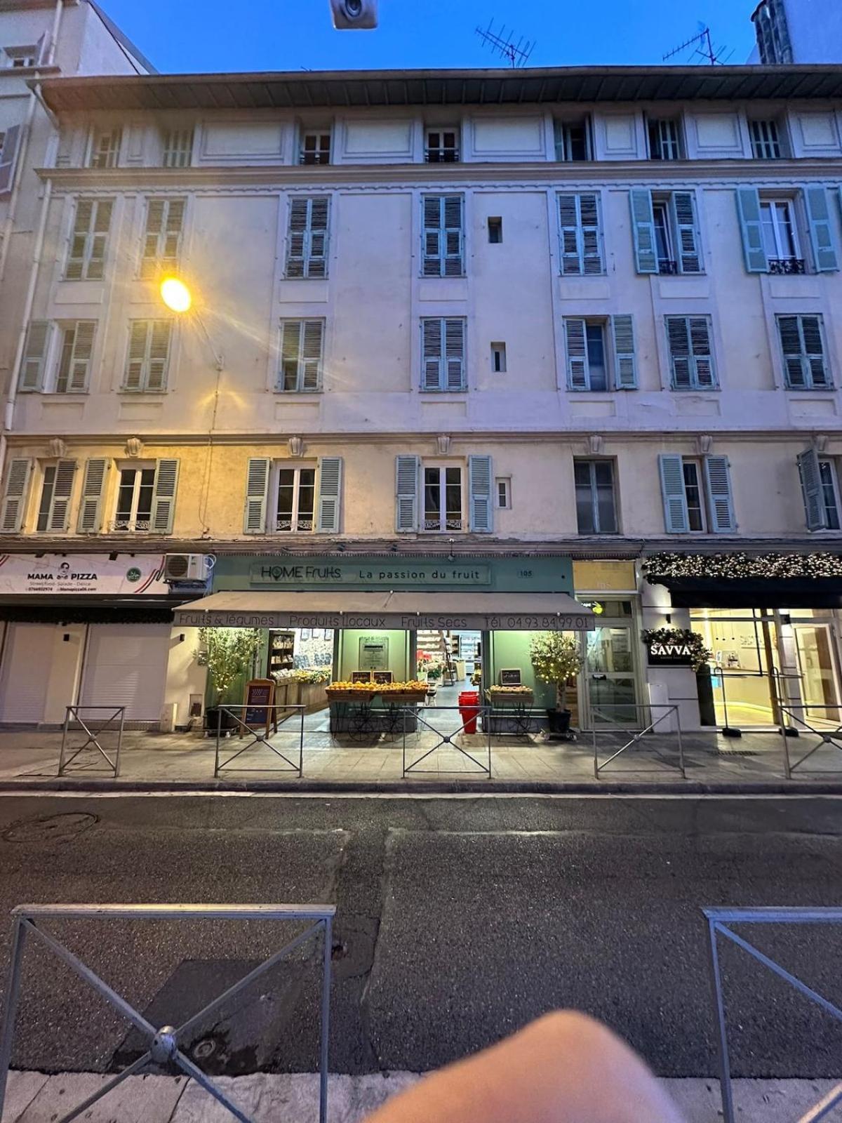 Apartment Neuf Carre Or A 2 Pas De La Equipe