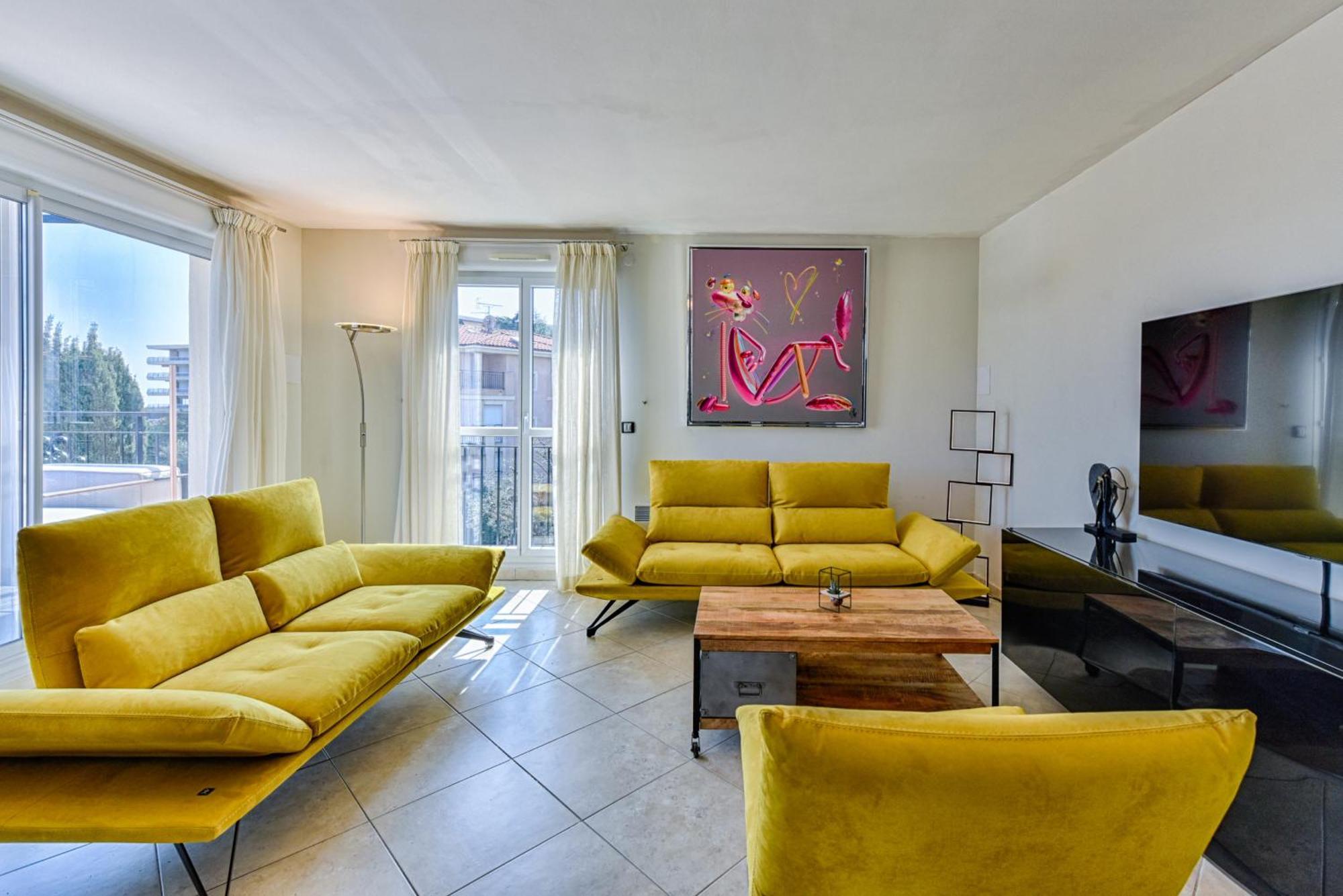 Happyfew Penthouse Lucia Apartment *