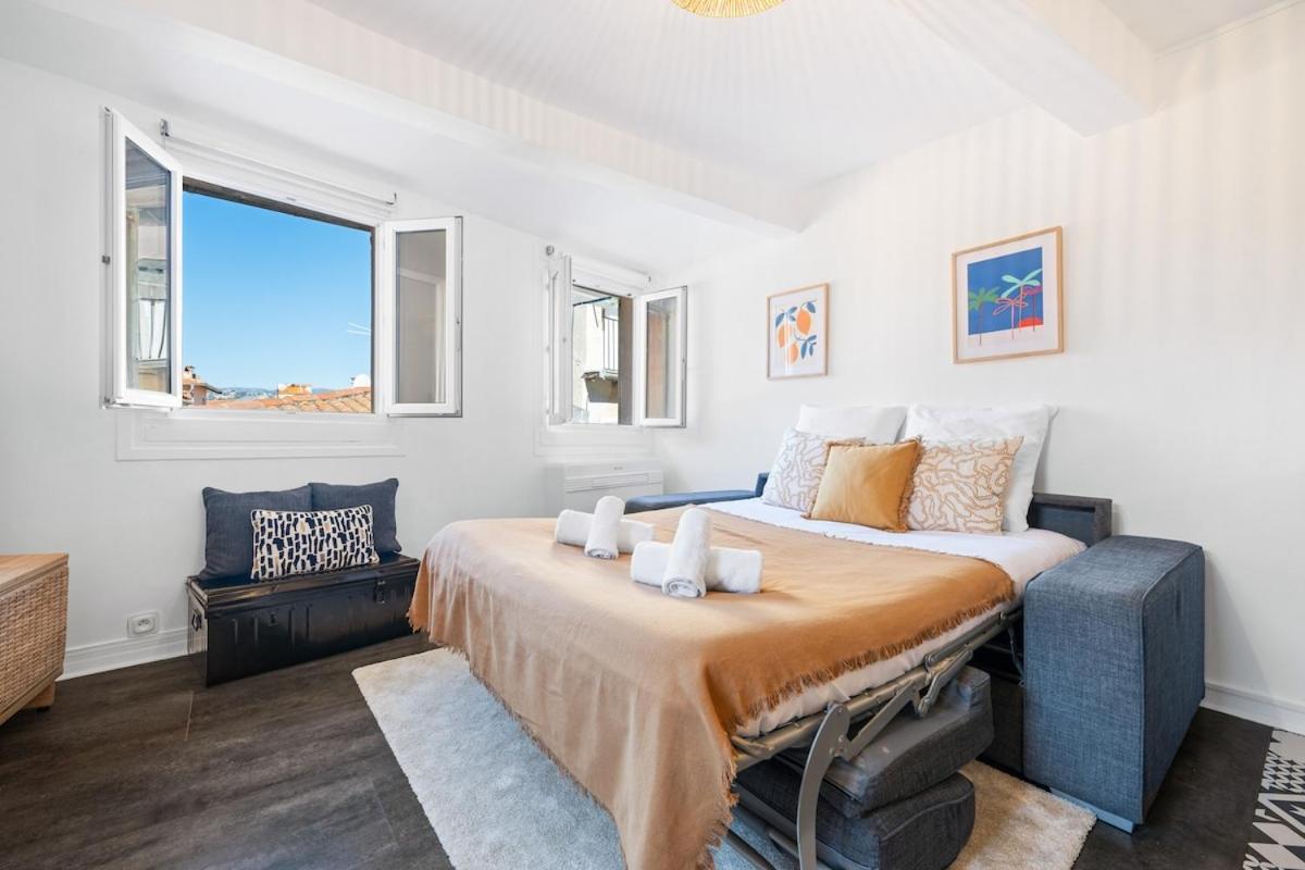 Apartment Charming Typical In The Heart Of Vieux Ac